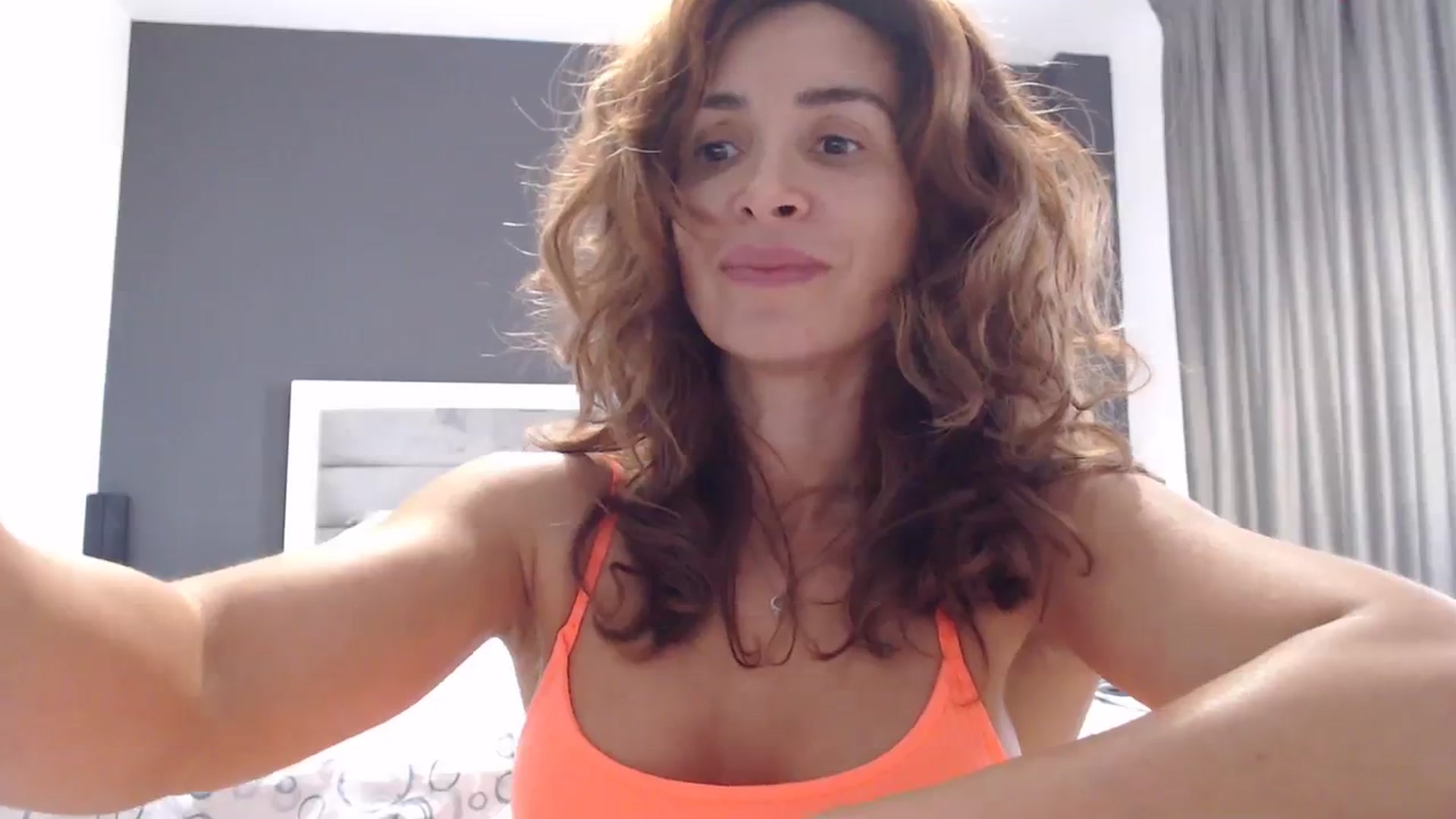 Gallery image thumbnail from NormalGirl's myfreecams stream on, 10/22/2023, 11:11 image 18 of 20