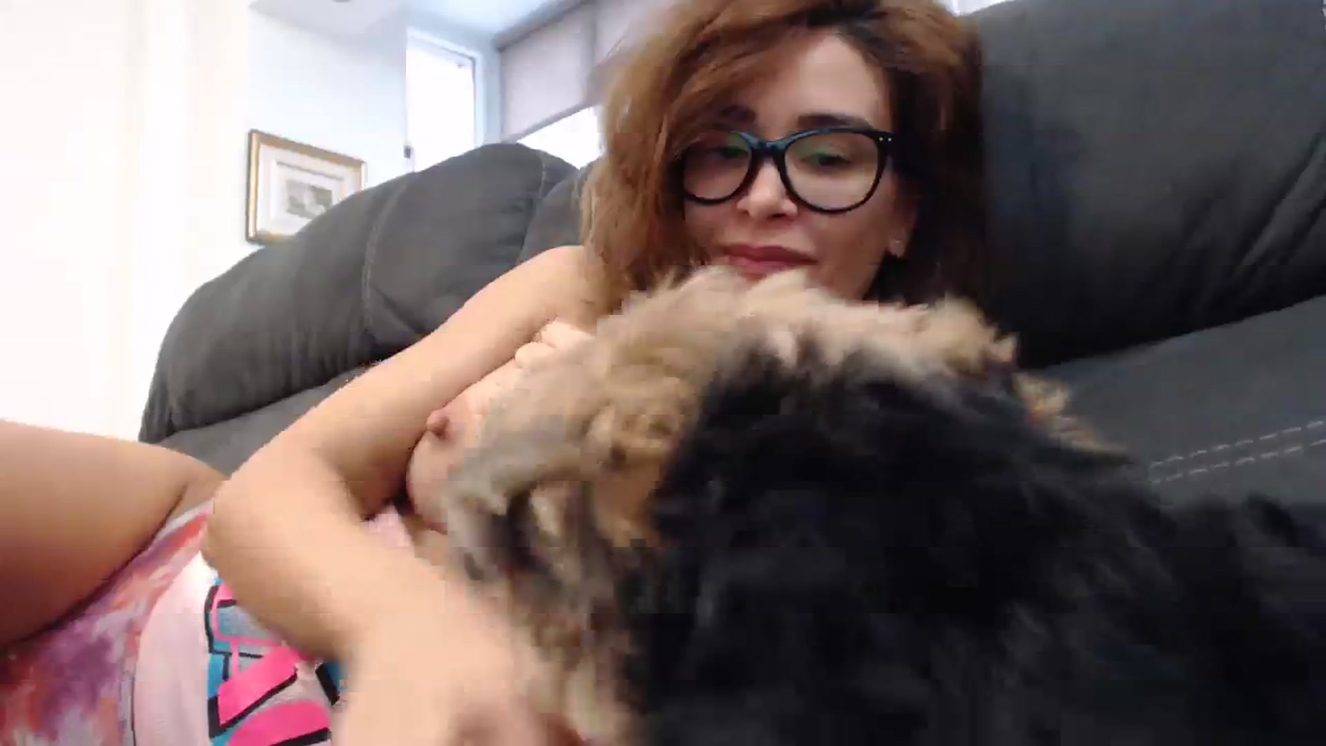 Gallery image thumbnail from NormalGirl's myfreecams stream on, 12/03/2023, 07:53 image 14 of 20
