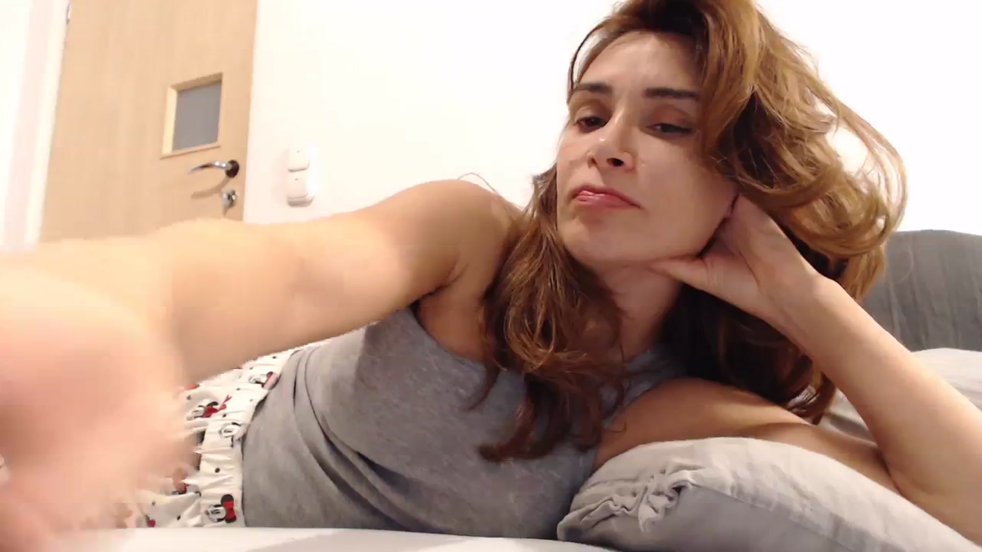 Gallery image thumbnail from NormalGirl's myfreecams stream on, 12/24/2023, 18:55 image 12 of 20