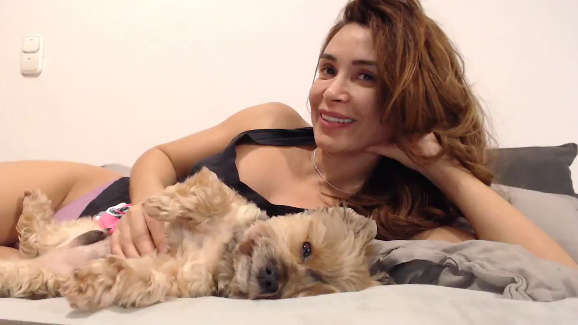 Gallery image thumbnail from NormalGirl's myfreecams stream on, 12/29/2023, 19:46 image 18 of 20