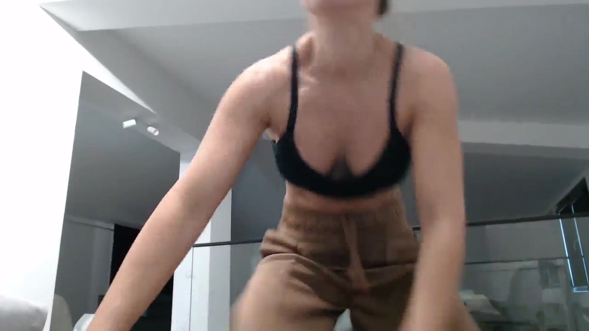 Gallery image thumbnail from NormalGirl's myfreecams stream on, 05/16/2025, 10:04 image 4 of 20