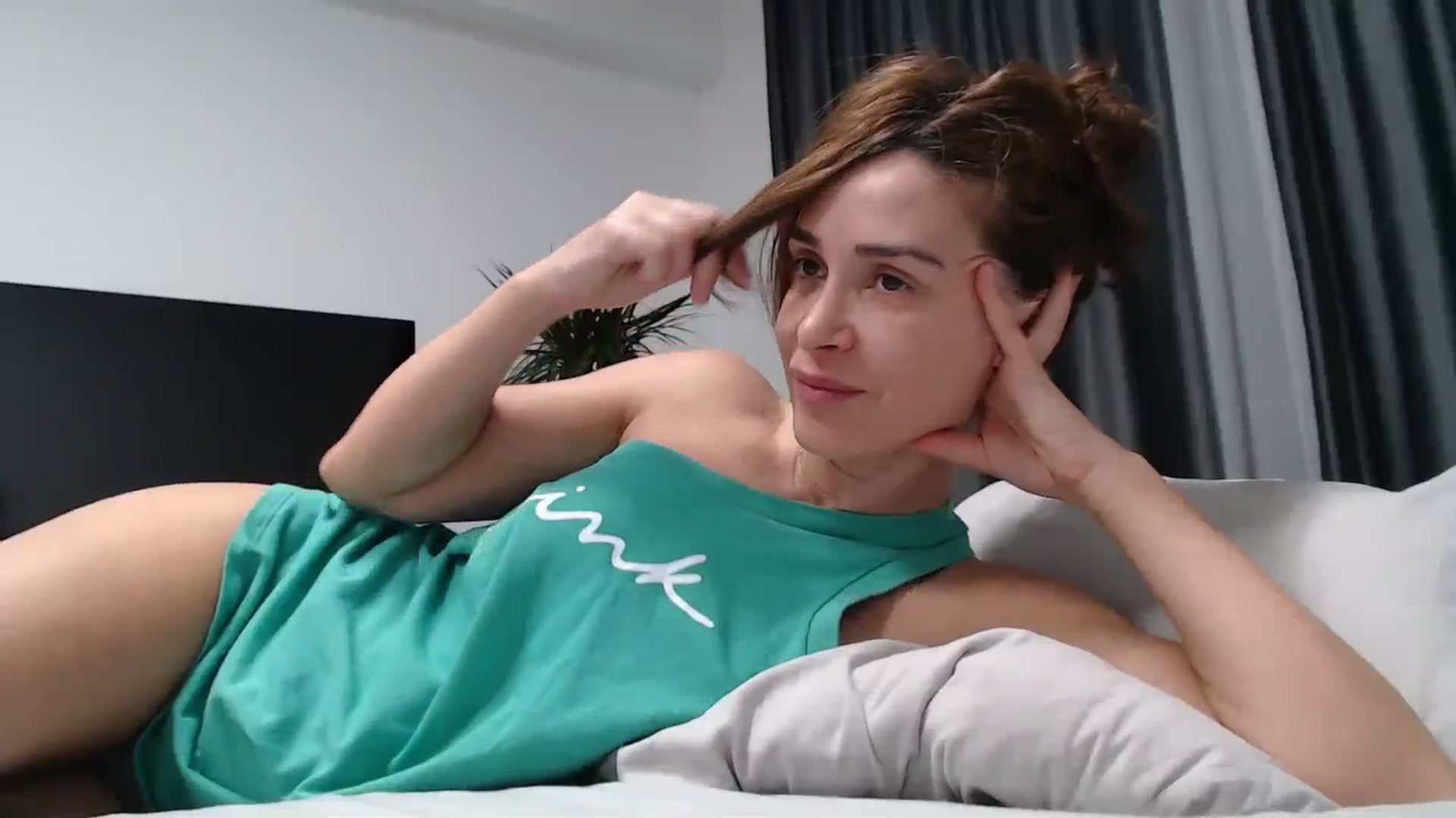 Gallery image thumbnail from NormalGirl's myfreecams stream on, 06/06/2025, 16:40 image 15 of 20