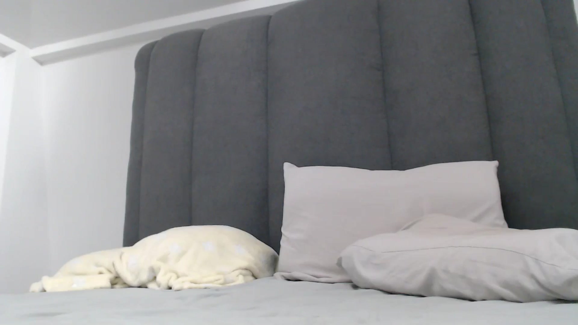 Gallery image thumbnail from NormalGirl's myfreecams stream on, 03/25/2026, 14:24 image 15 of 20