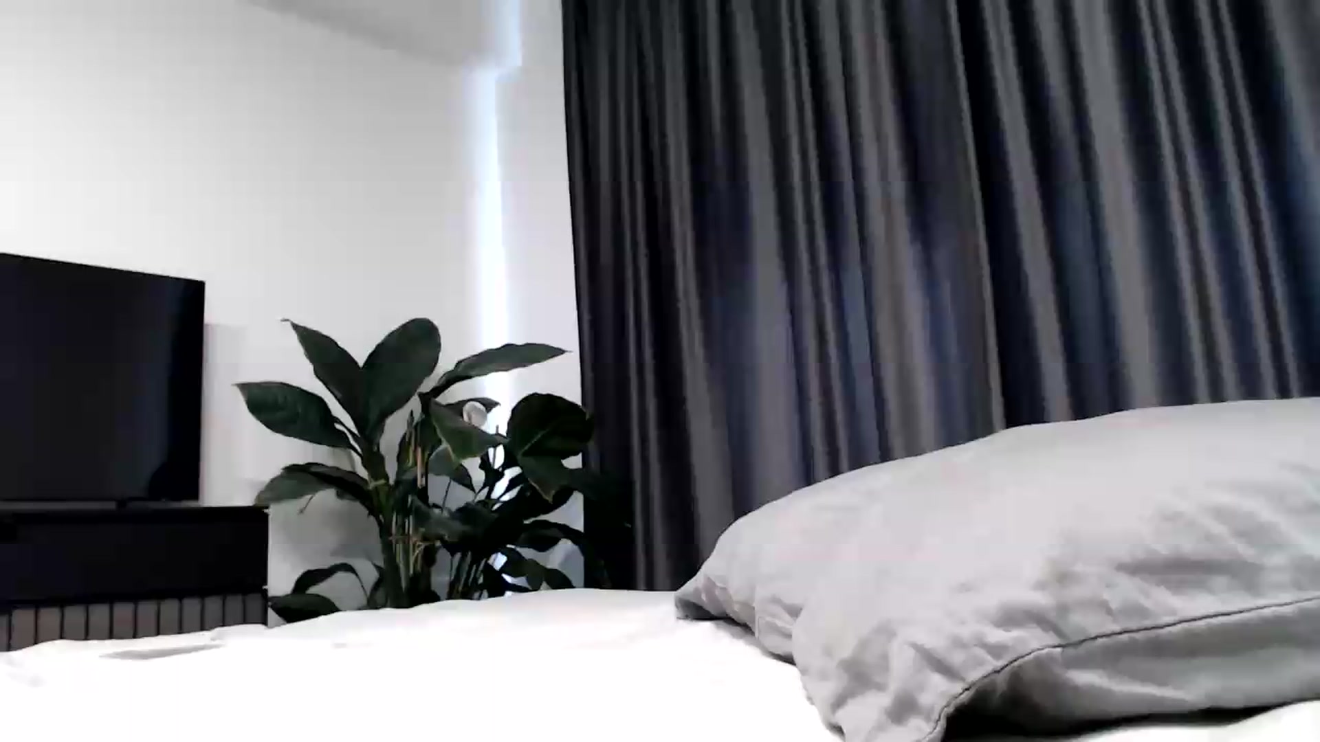 Gallery image thumbnail from NormalGirl's myfreecams stream on, 08/11/2026, 12:58 image 1 of 20