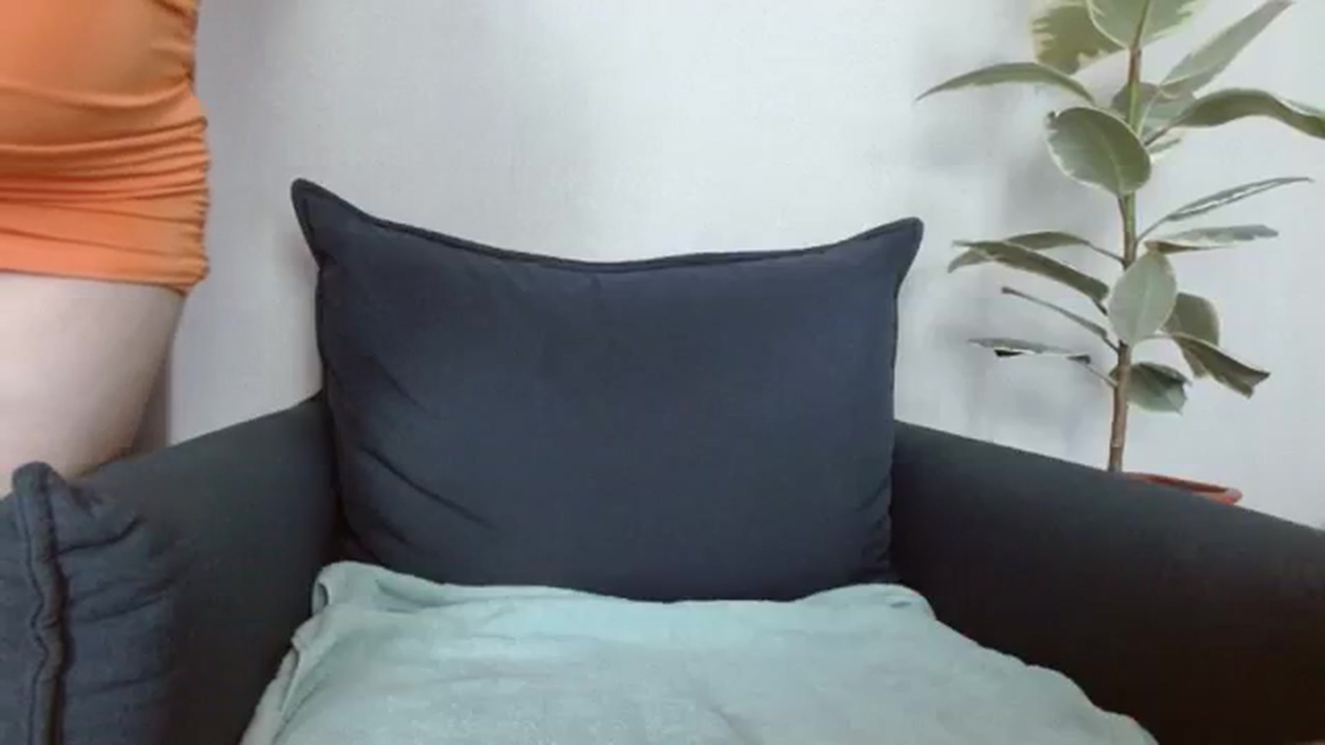 Gallery image thumbnail from NotGood's myfreecams stream on, 08/17/2023, 10:31 image 19 of 20