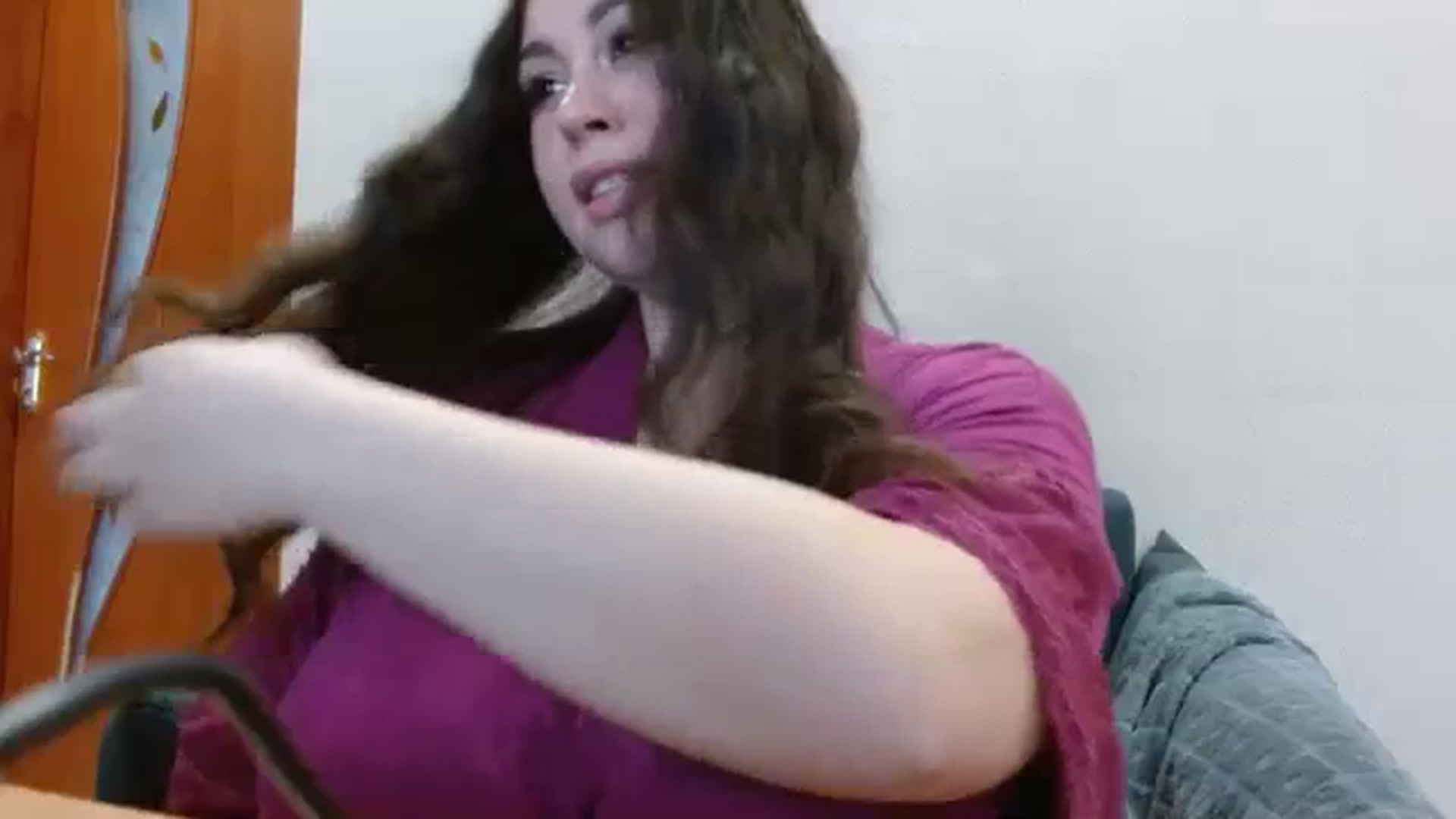 Gallery image thumbnail from NotGood's myfreecams stream on, 12/20/2023, 12:06 image 7 of 20
