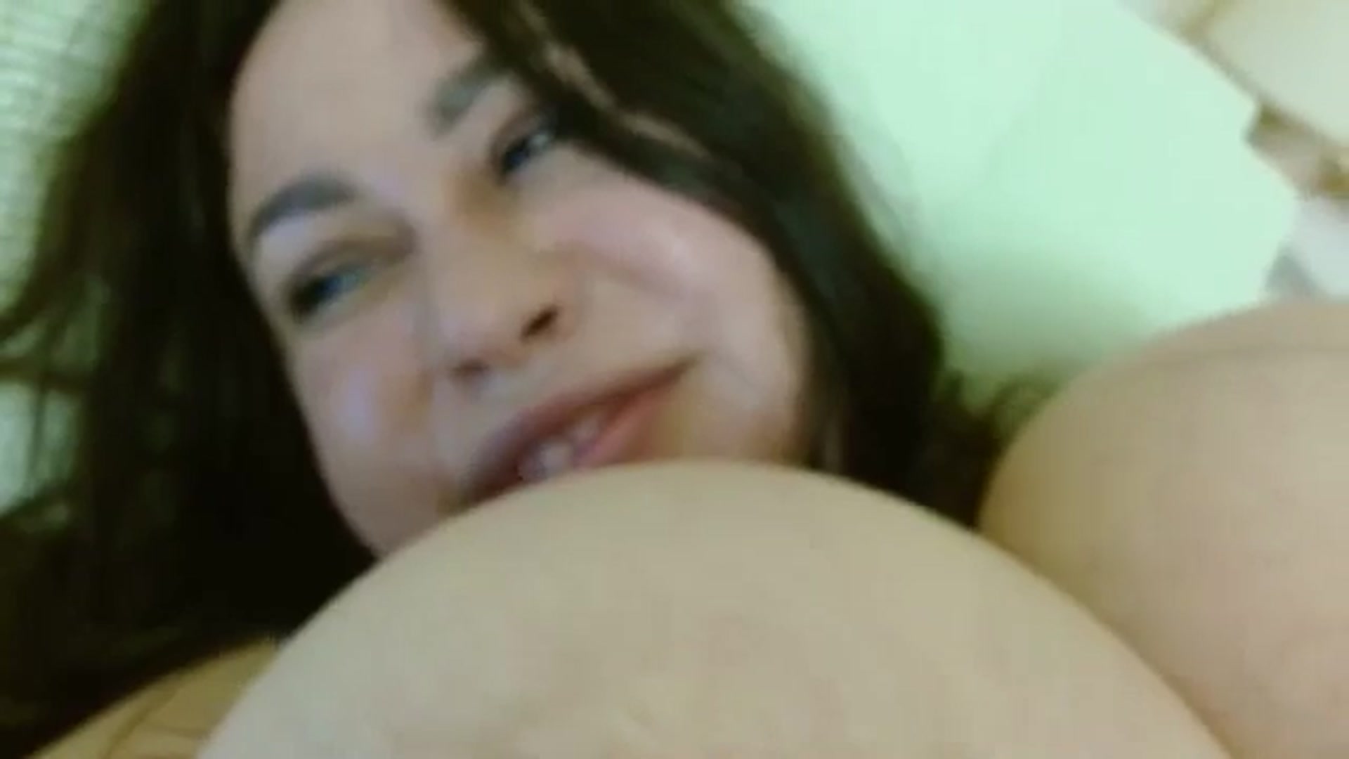 Gallery image thumbnail from NotGood's myfreecams stream on, 06/02/2024, 16:05 image 10 of 20
