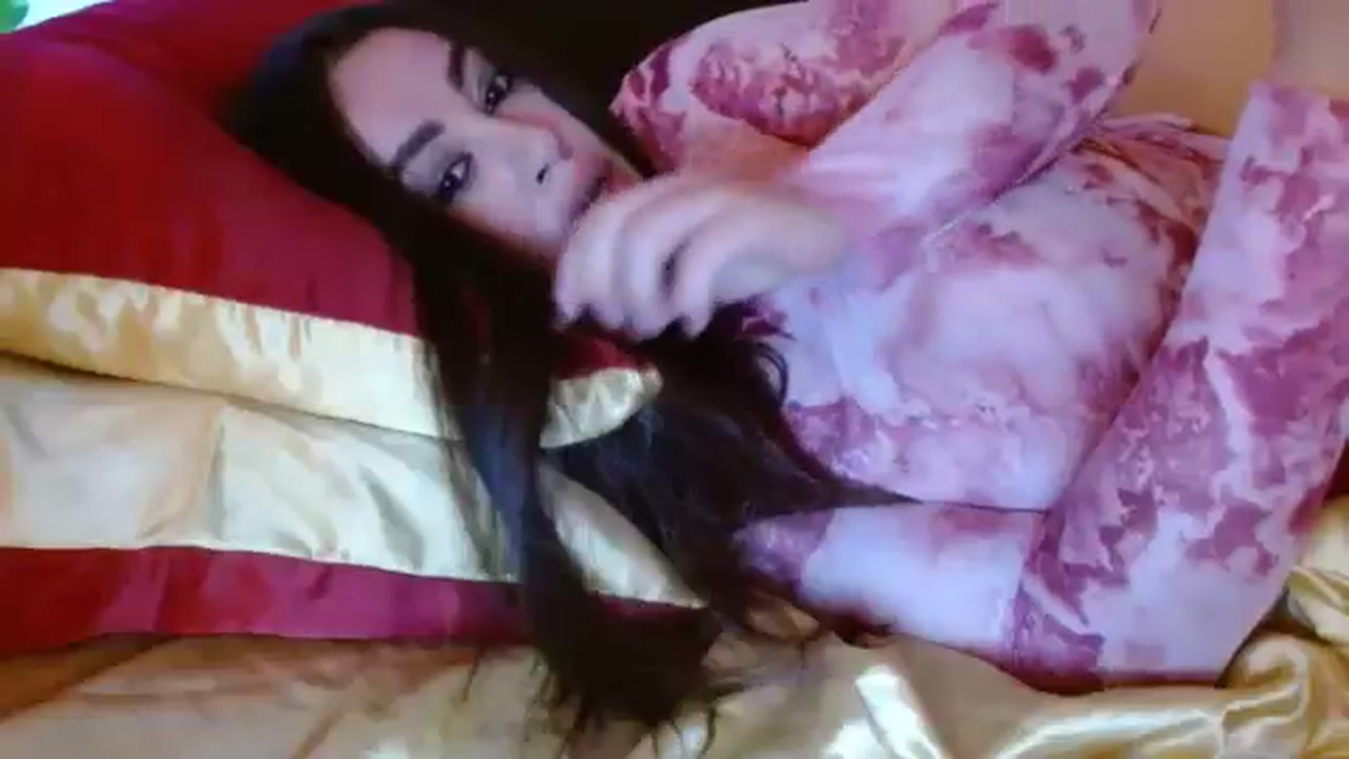 Gallery image thumbnail from NotGood's myfreecams stream on, 10/17/2024, 14:07 image 11 of 20