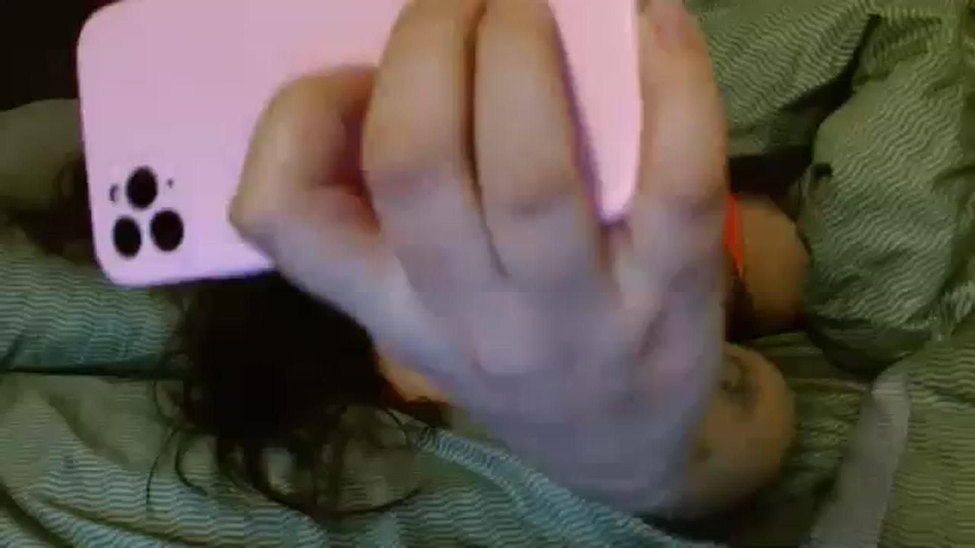 Gallery image thumbnail from NotGood's myfreecams stream on, 12/02/2024, 10:34 image 18 of 20