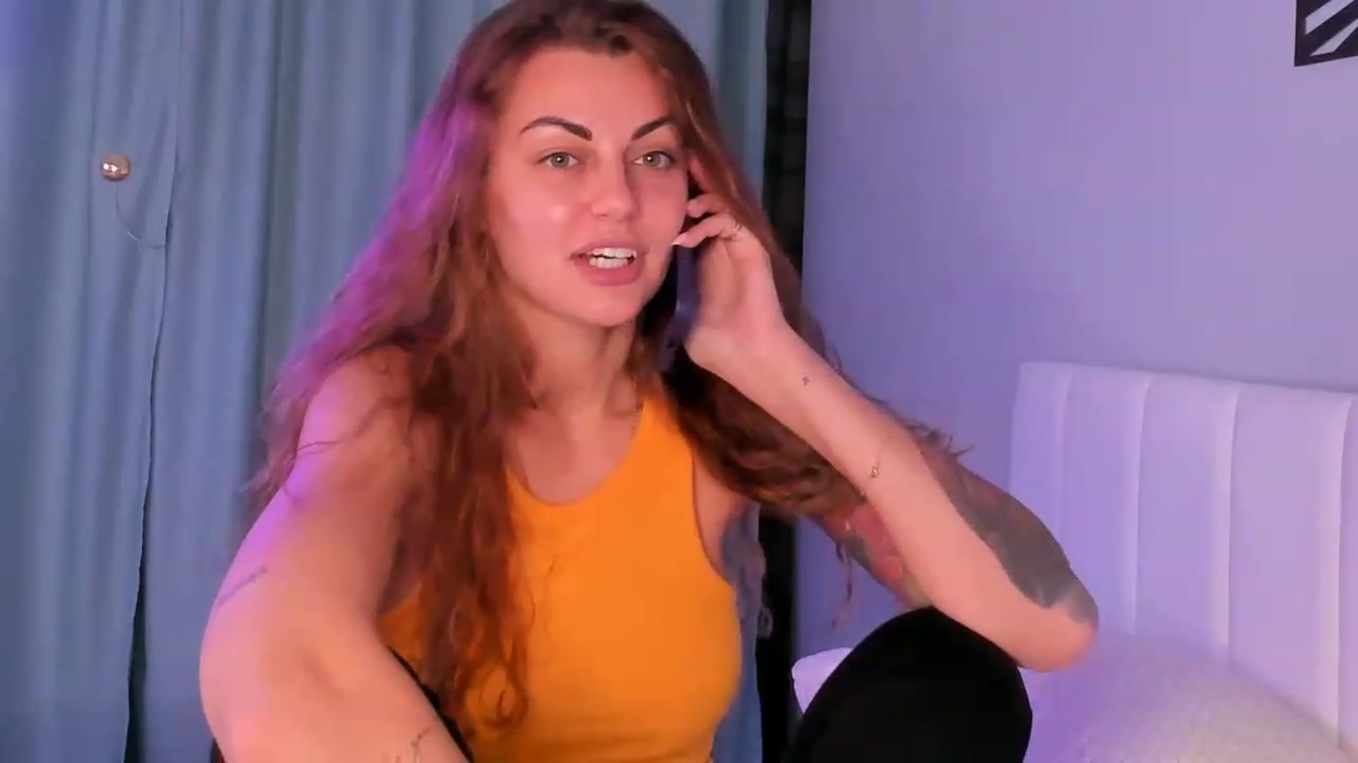 Gallery image thumbnail from NotKunis's myfreecams stream on, 10/19/2023, 16:08 image 16 of 20