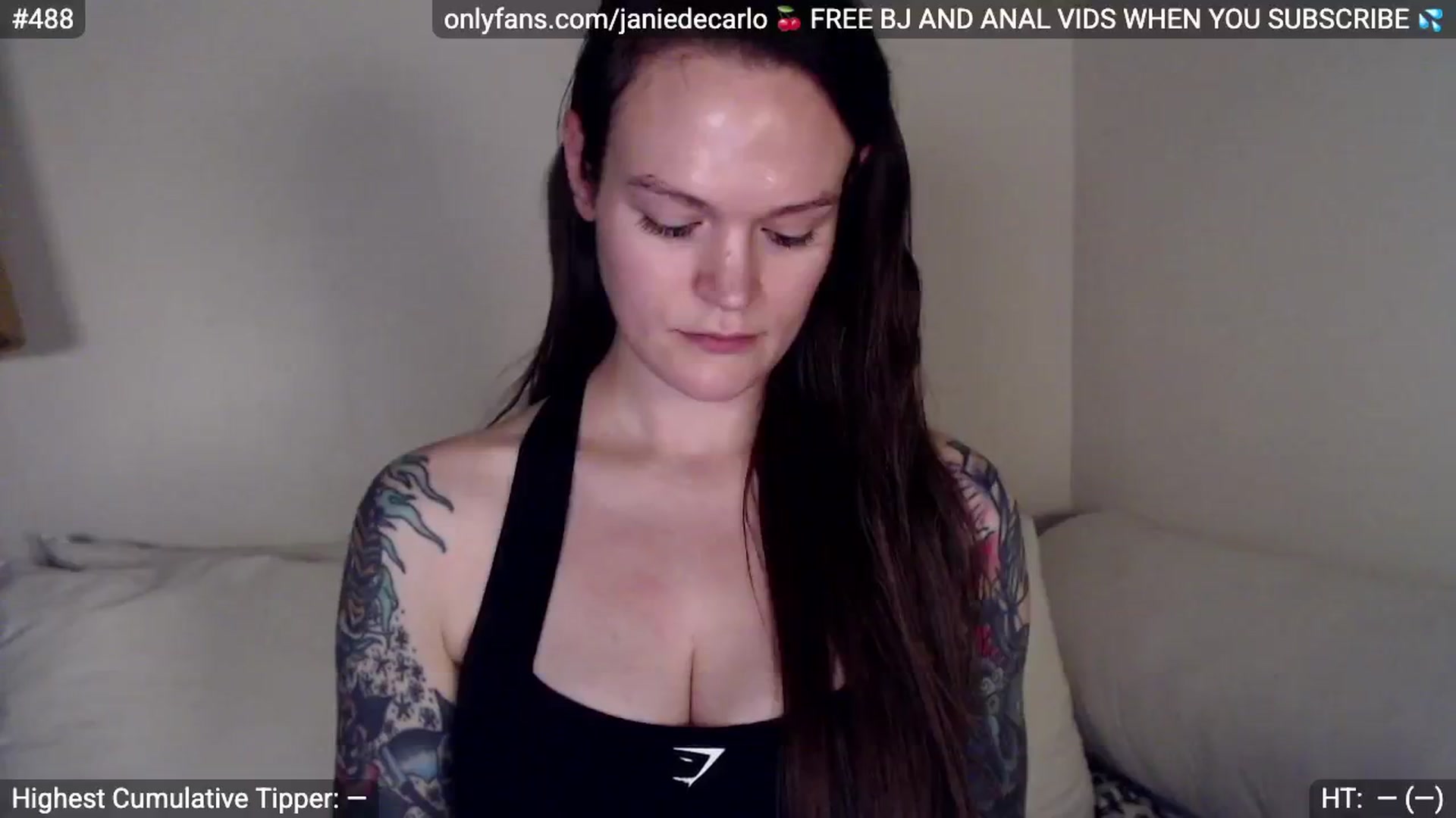 Gallery image thumbnail from NotMissJanie's myfreecams stream on, 03/03/2026, 03:18 image 15 of 20
