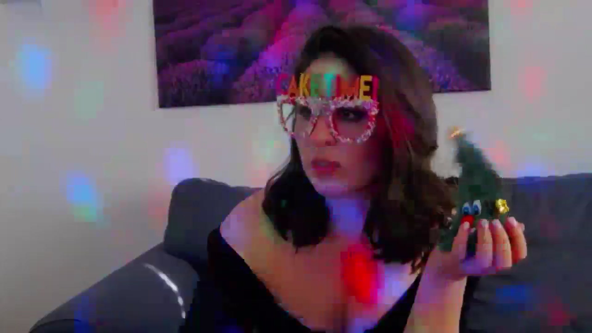 Gallery image thumbnail from NotVanilla's myfreecams stream on, 01/01/2024, 13:11 image 6 of 20