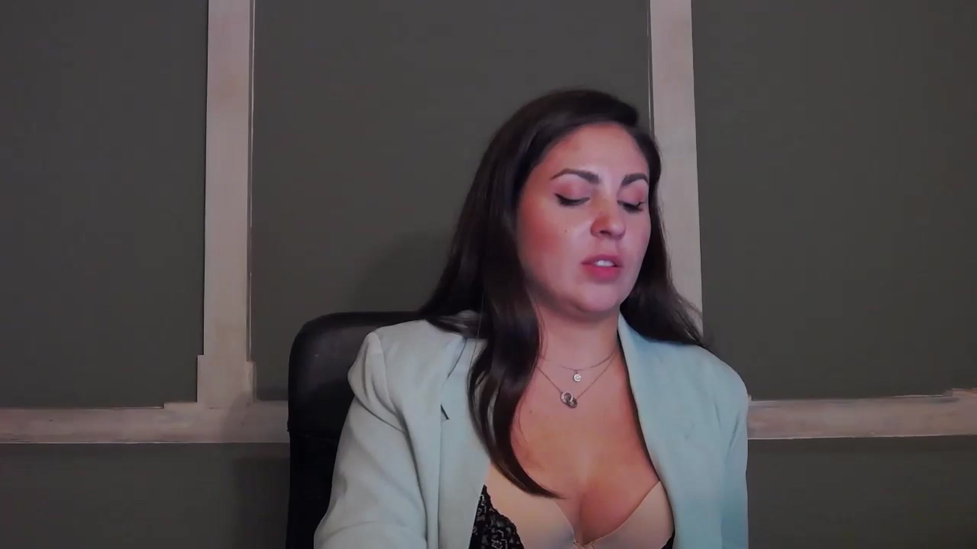 Gallery image thumbnail from NotVanilla's myfreecams stream on, 06/29/2024, 20:48 image 11 of 20