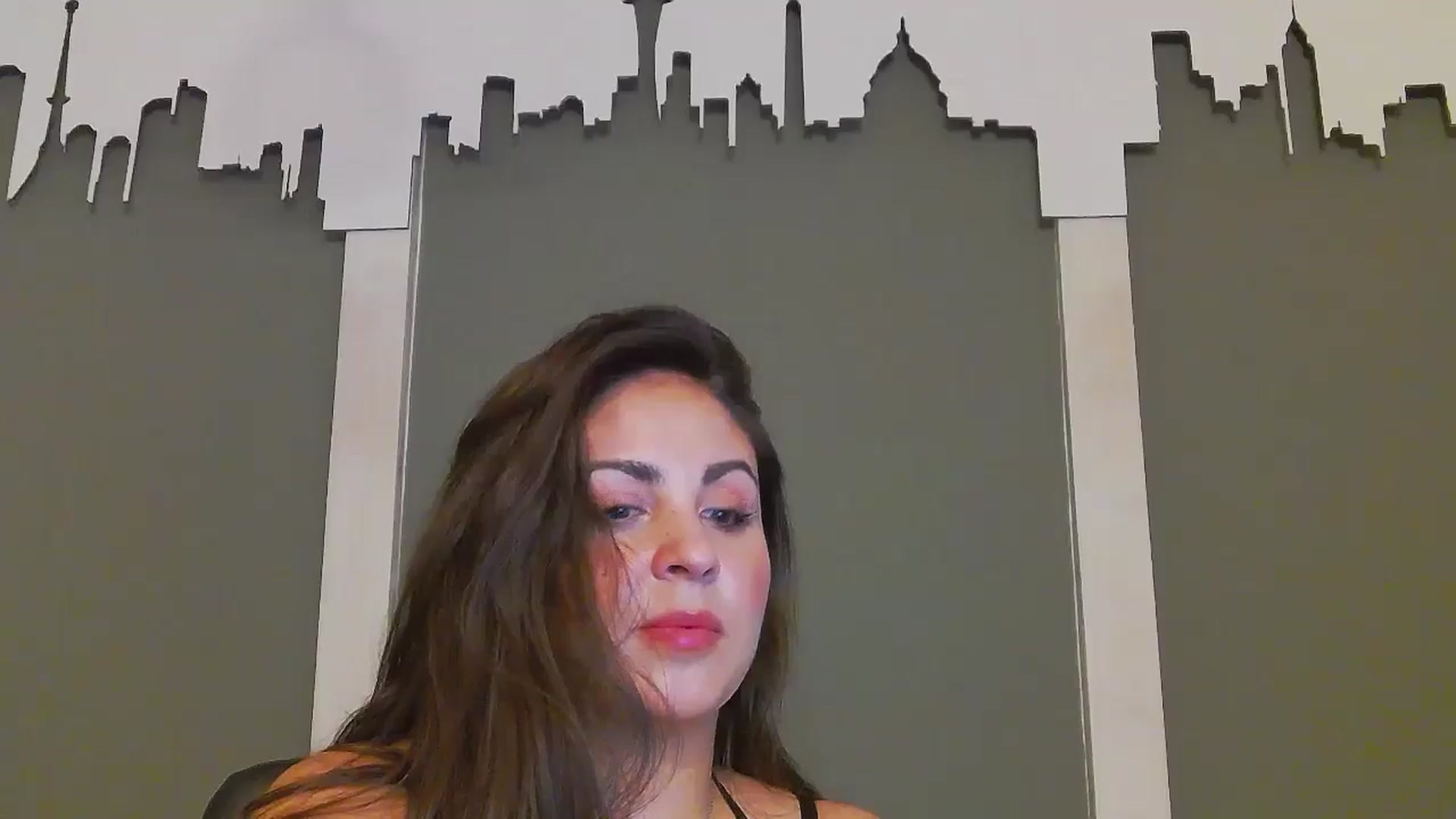 Gallery image thumbnail from NotVanilla's myfreecams stream on, 07/16/2024, 20:40 image 17 of 20