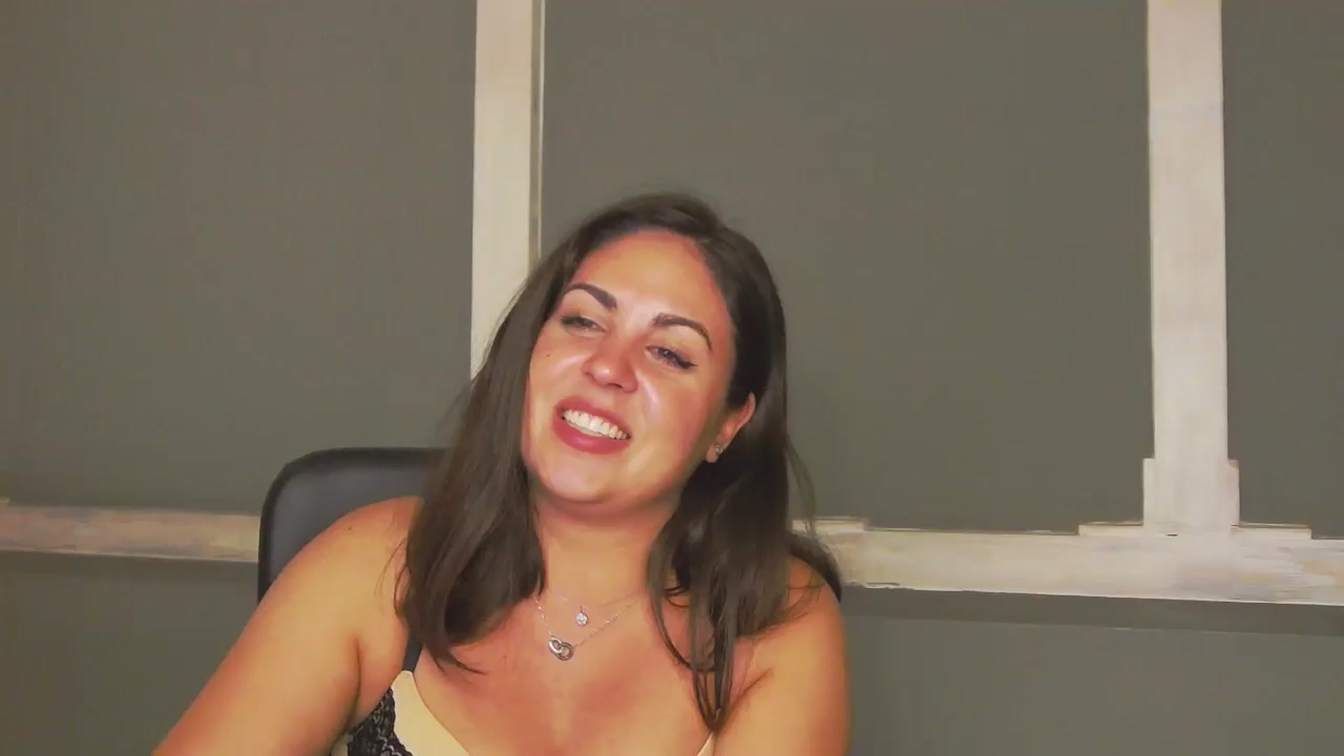 Gallery image thumbnail from NotVanilla's myfreecams stream on, 08/01/2024, 01:38 image 19 of 20