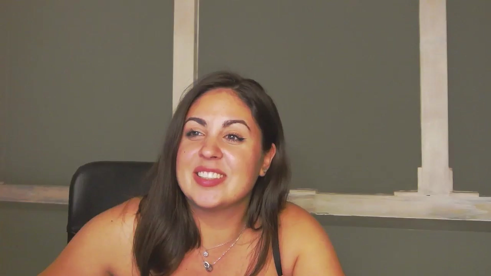 Gallery image thumbnail from NotVanilla's myfreecams stream on, 08/01/2024, 01:38 image 16 of 20