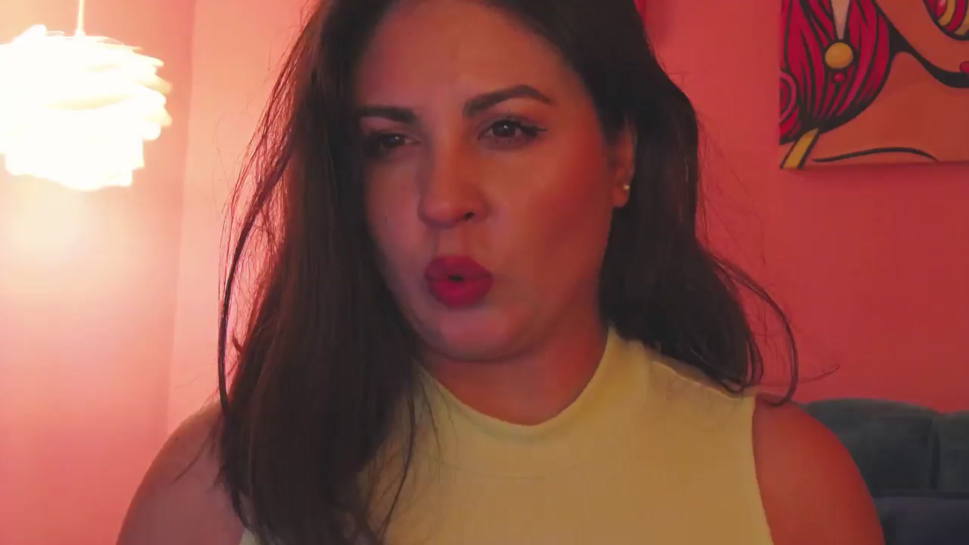 Gallery image thumbnail from NotVanilla's myfreecams stream on, 08/02/2024, 24:17 image 16 of 20