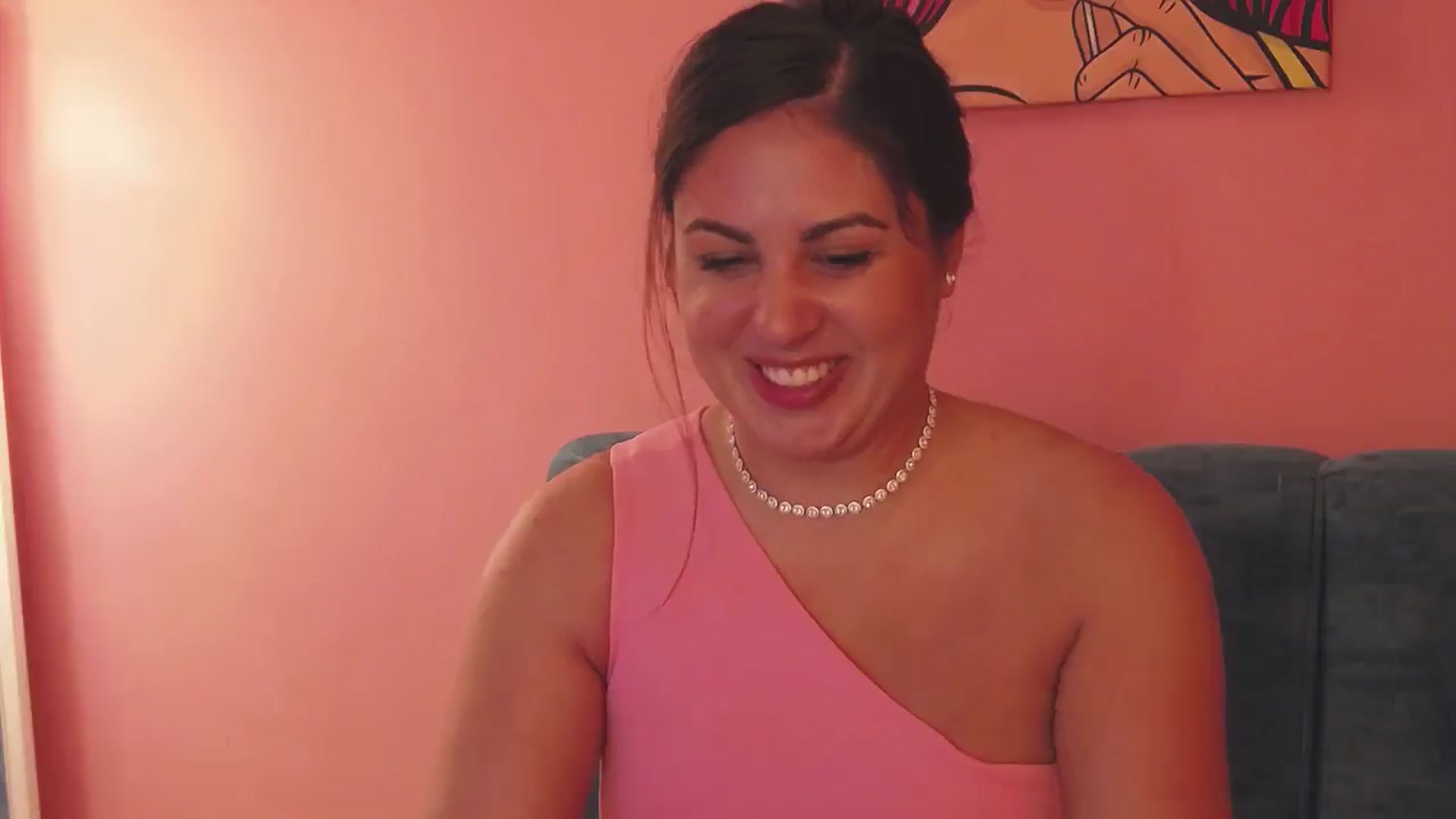 Gallery image thumbnail from NotVanilla's myfreecams stream on, 08/16/2024, 06:58 image 6 of 20