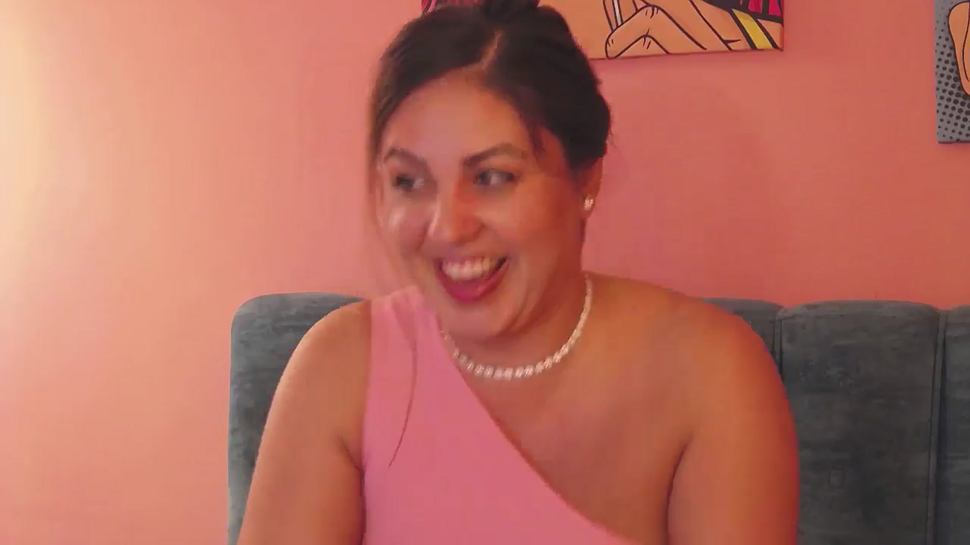 Gallery image thumbnail from NotVanilla's myfreecams stream on, 08/16/2024, 06:58 image 12 of 20