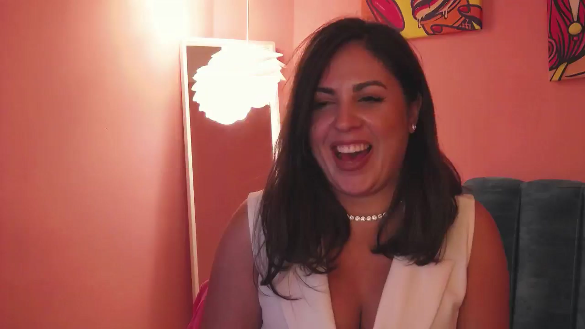 Gallery image thumbnail from NotVanilla's myfreecams stream on, 08/17/2024, 22:59 image 5 of 20