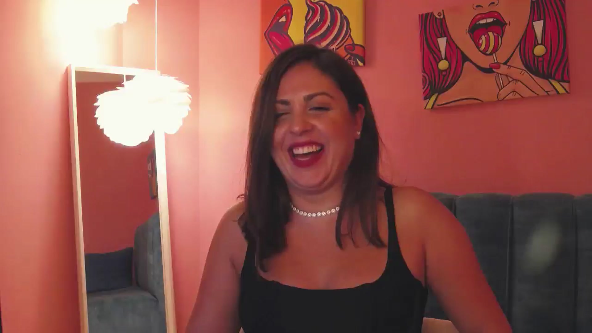 Gallery image thumbnail from NotVanilla's myfreecams stream on, 08/22/2024, 02:53 image 4 of 20