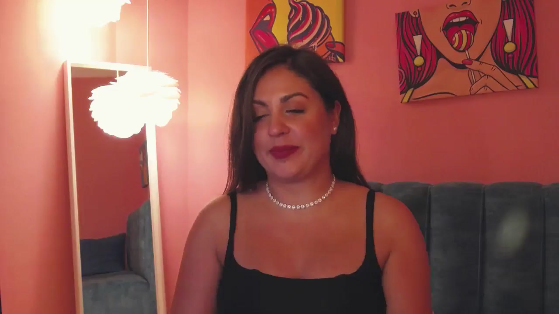 Gallery image thumbnail from NotVanilla's myfreecams stream on, 08/22/2024, 02:53 image 11 of 20