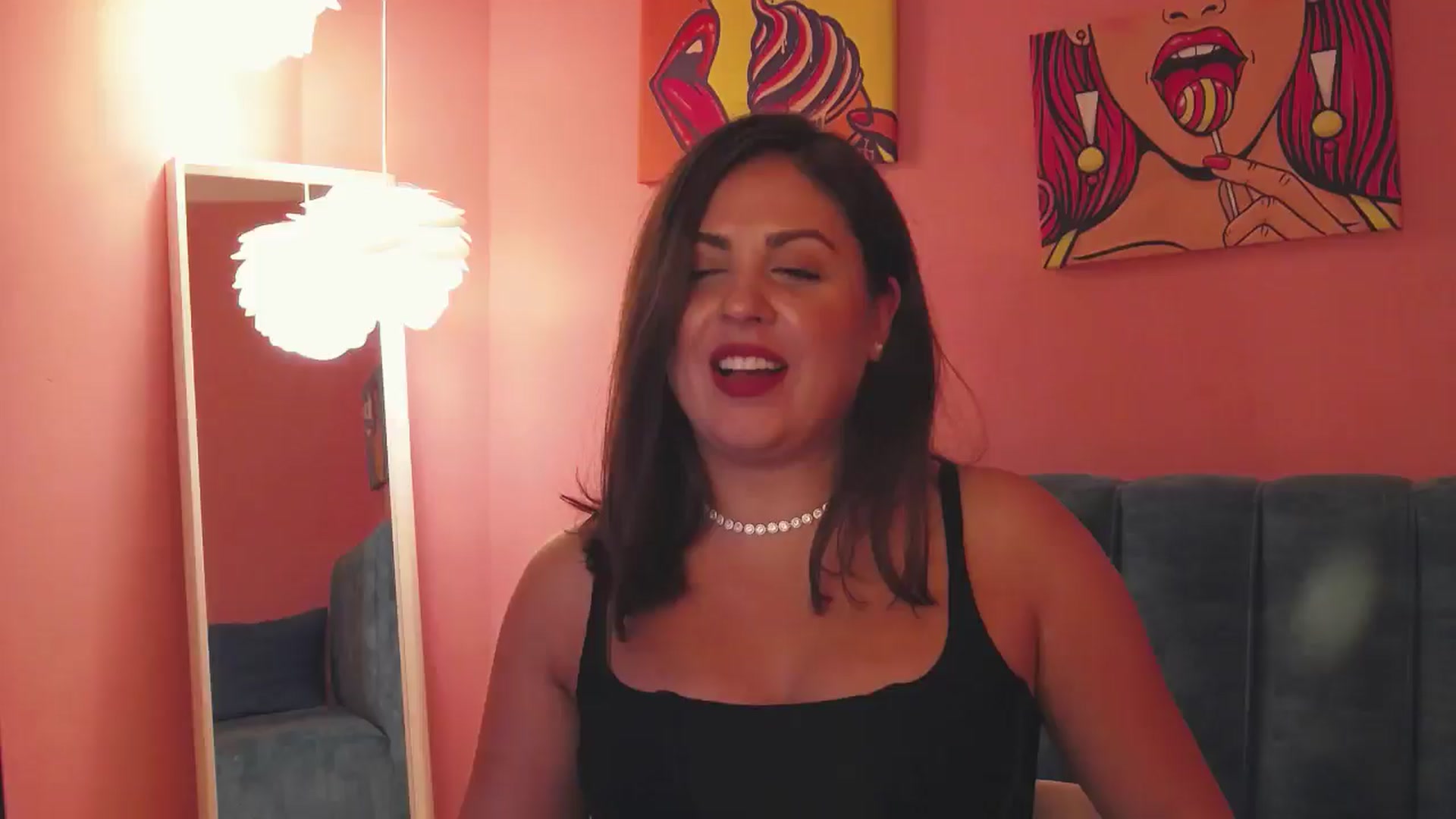 Gallery image thumbnail from NotVanilla's myfreecams stream on, 08/22/2024, 02:53 image 3 of 20