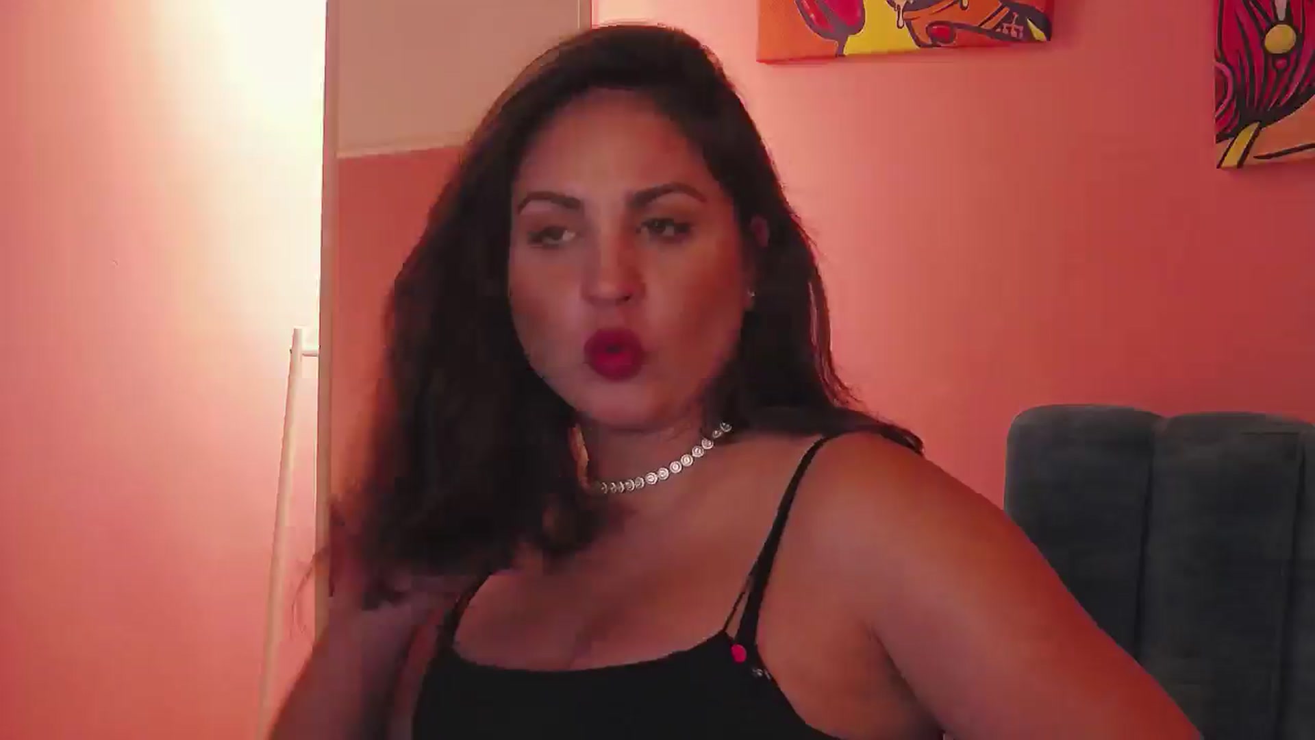 Gallery image thumbnail from NotVanilla's myfreecams stream on, 08/26/2024, 02:51 image 18 of 20