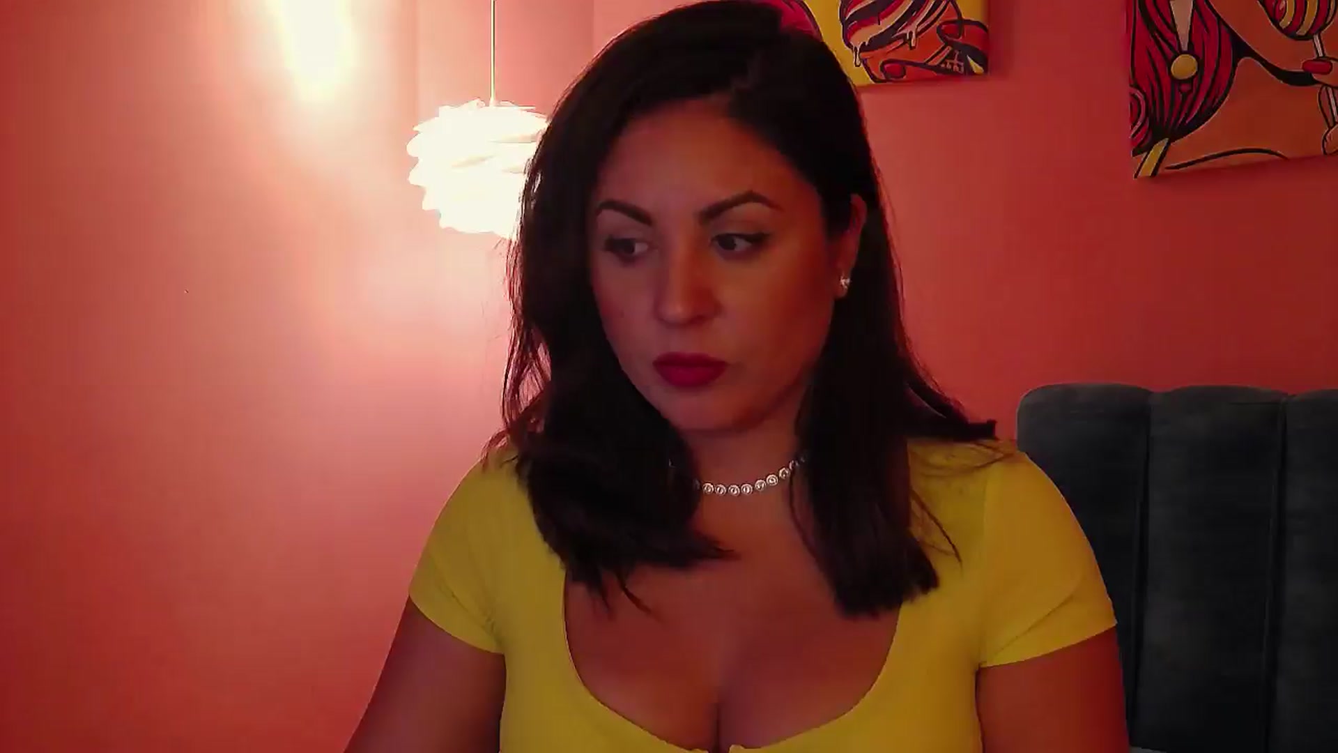 Gallery image thumbnail from NotVanilla's myfreecams stream on, 09/07/2024, 02:30 image 16 of 20