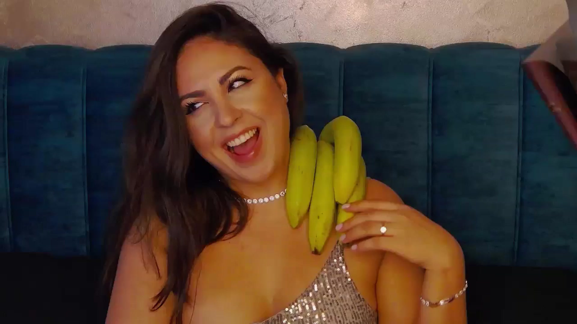 Gallery image thumbnail from NotVanilla's myfreecams stream on, 09/28/2024, 24:44 image 19 of 20
