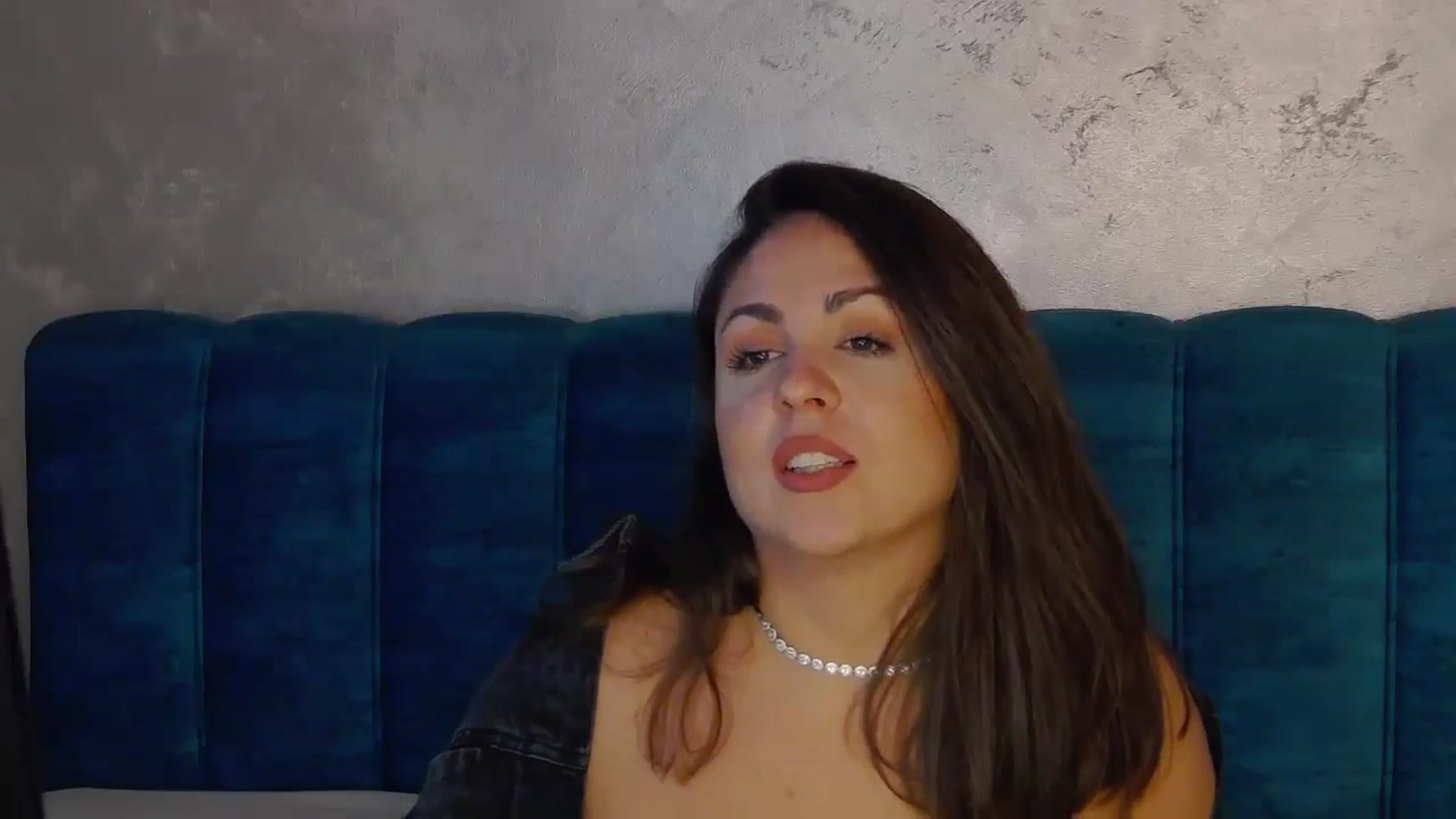 Gallery image thumbnail from NotVanilla's myfreecams stream on, 09/29/2024, 01:57 image 16 of 20