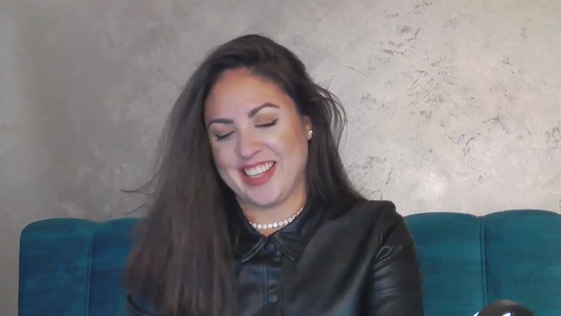 Gallery image thumbnail from NotVanilla's myfreecams stream on, 10/08/2024, 24:00 image 17 of 20