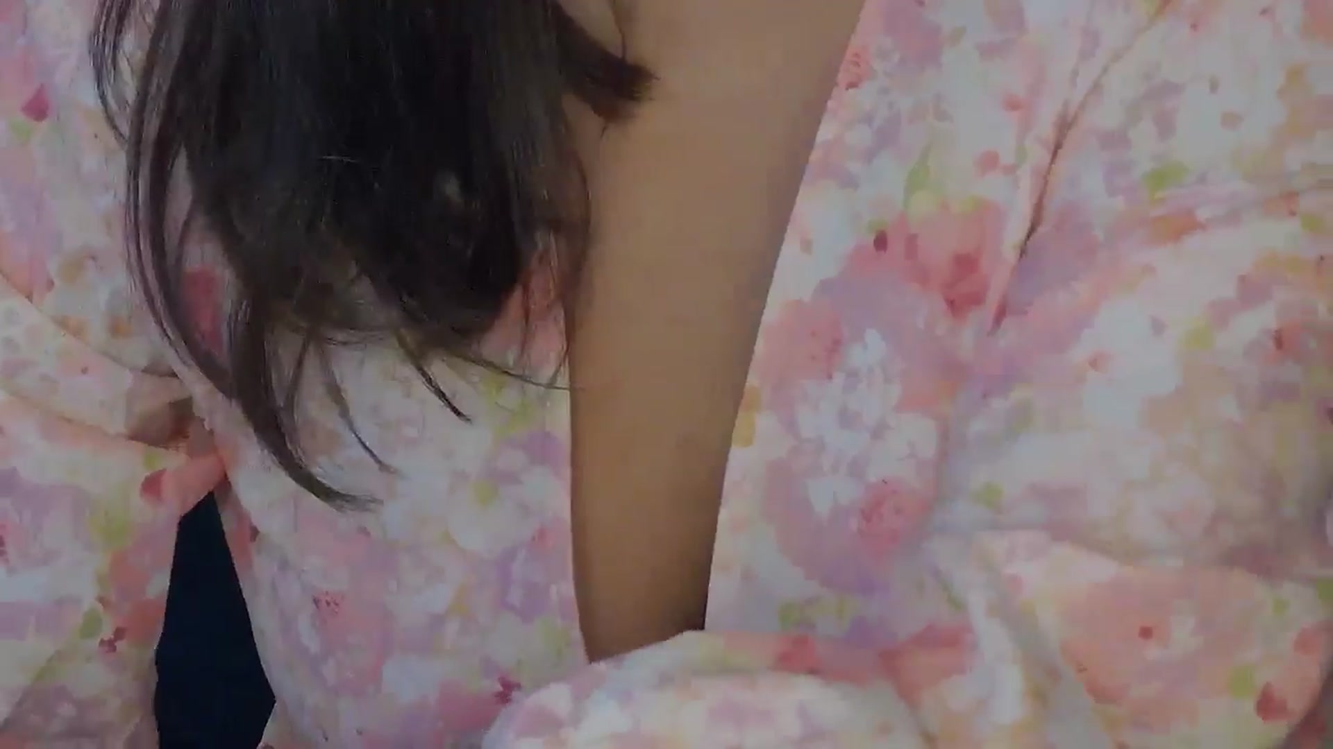 Gallery image thumbnail from NotVanilla's myfreecams stream on, 10/14/2024, 03:52 image 10 of 20