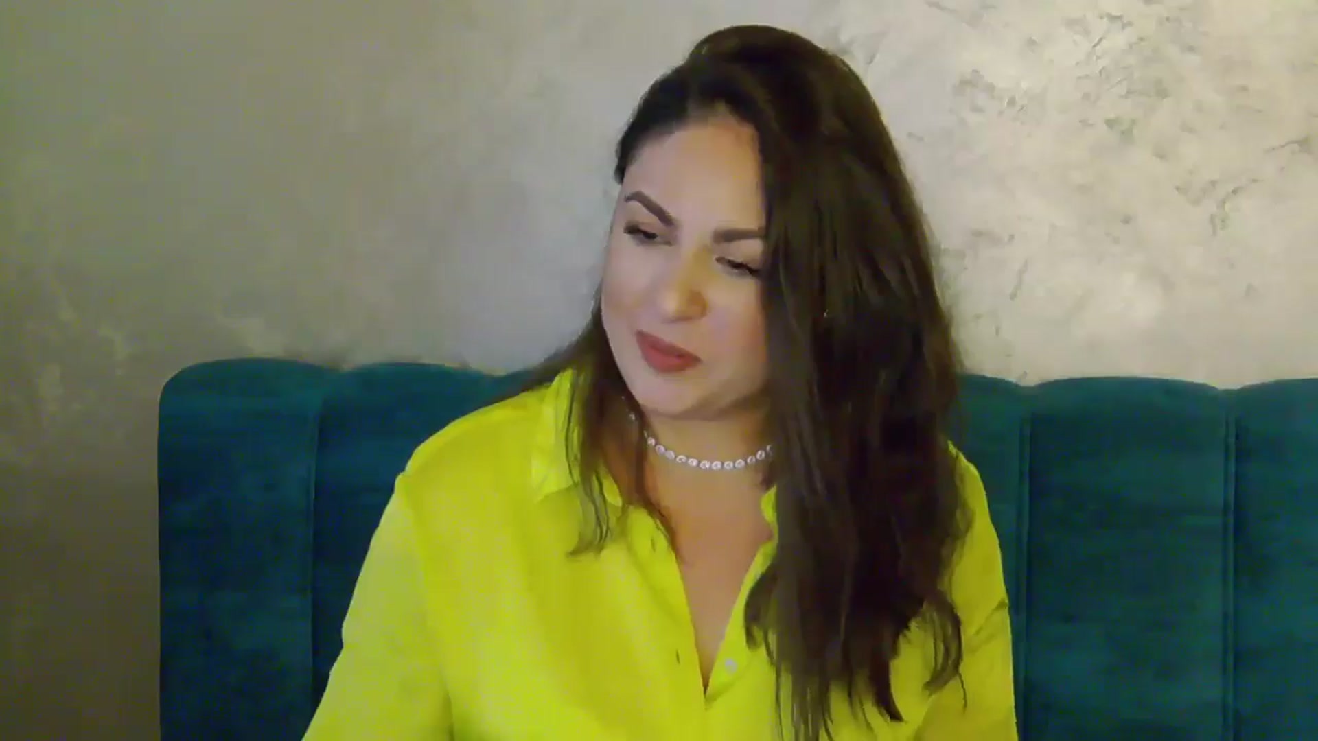 Gallery image thumbnail from NotVanilla's myfreecams stream on, 11/21/2024, 24:46 image 10 of 20