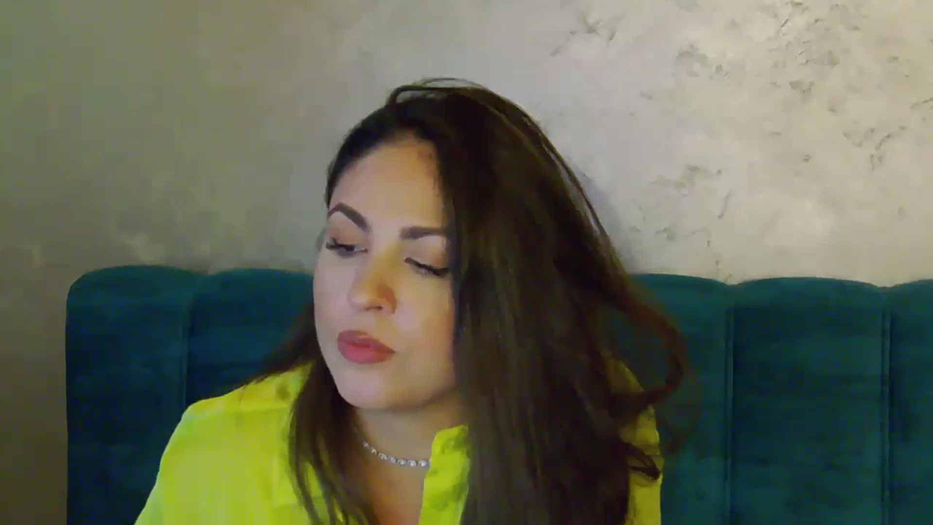 Gallery image thumbnail from NotVanilla's myfreecams stream on, 11/21/2024, 03:39 image 15 of 20