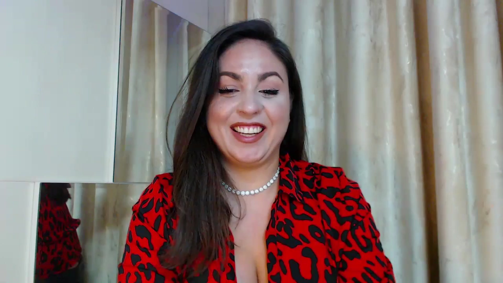 Gallery image thumbnail from NotVanilla's myfreecams stream on, 11/26/2024, 22:20 image 9 of 20