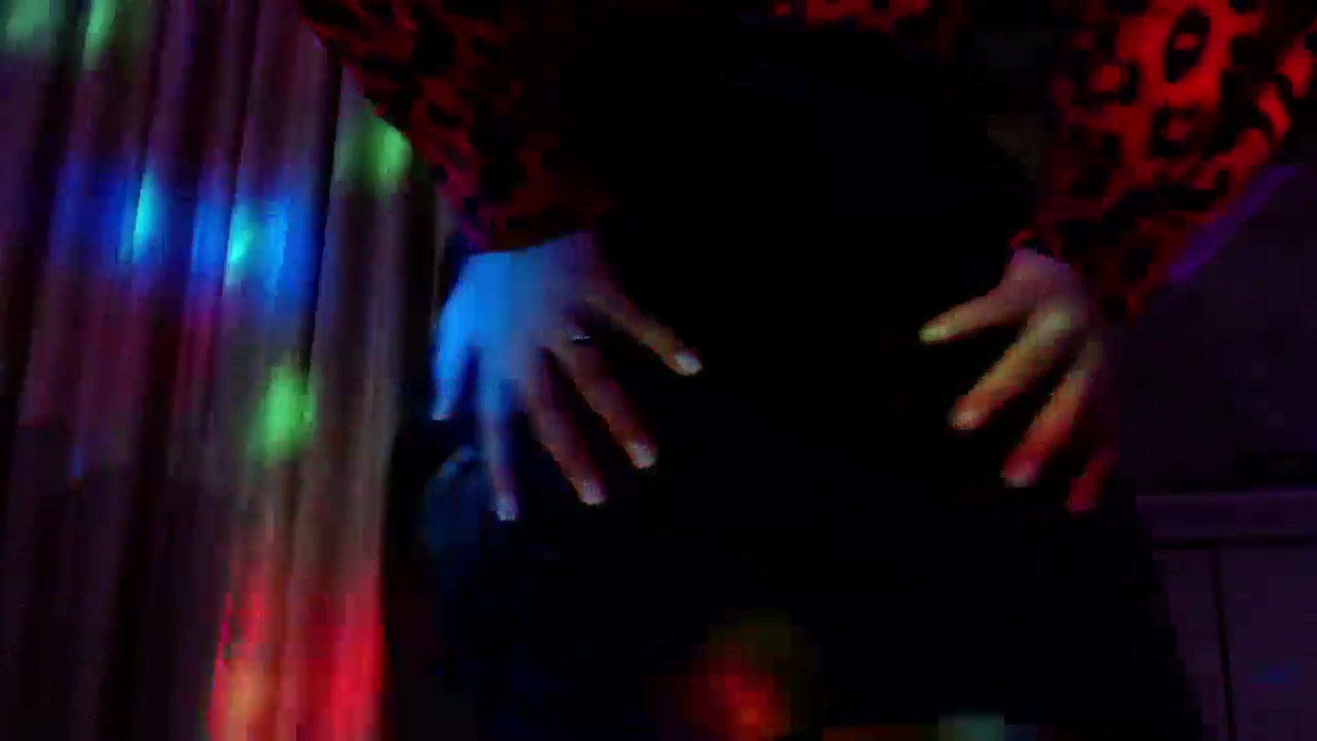 Gallery image thumbnail from NotVanilla's myfreecams stream on, 11/26/2024, 22:20 image 18 of 20