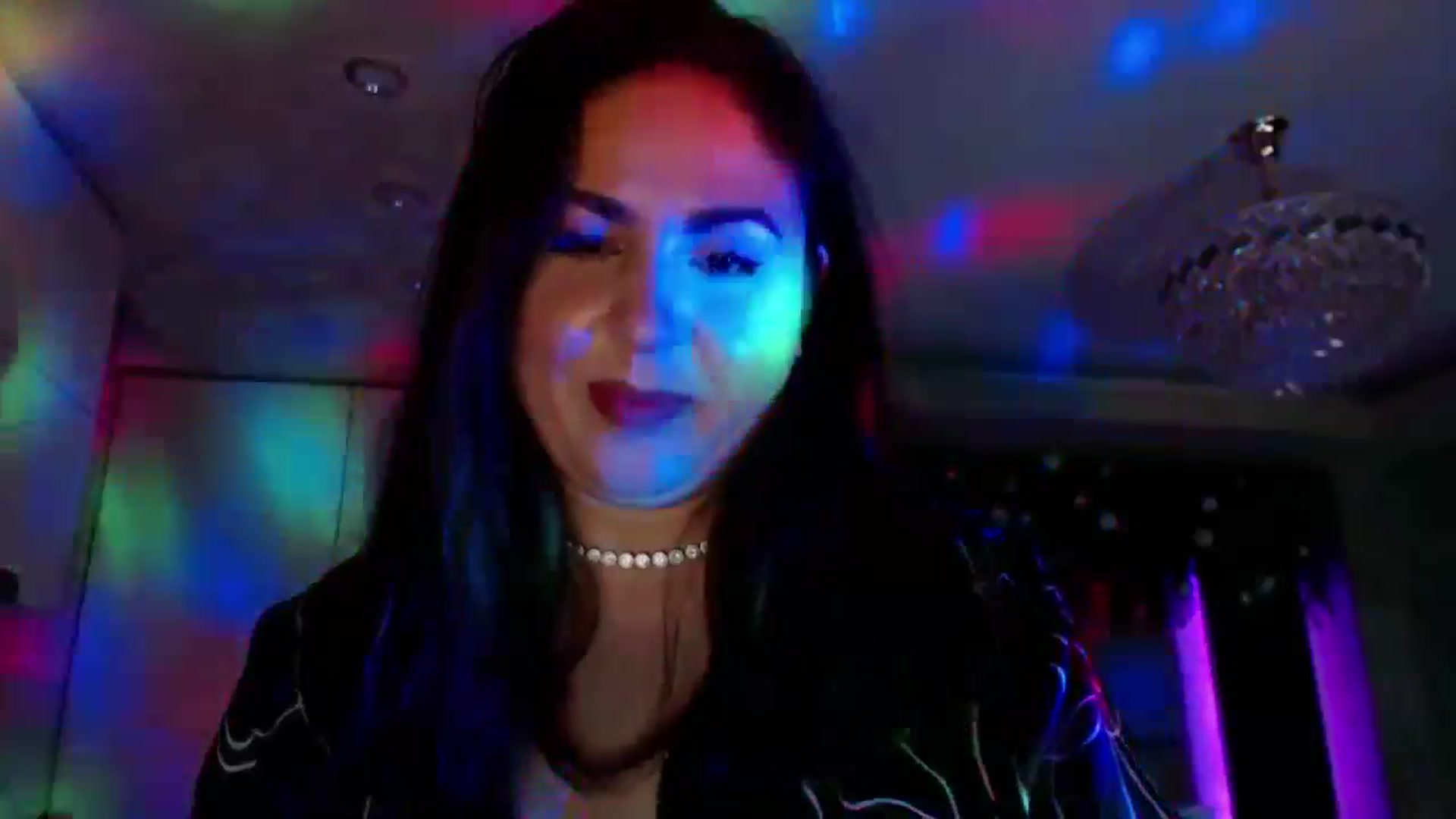Gallery image thumbnail from NotVanilla's myfreecams stream on, 11/27/2024, 02:40 image 16 of 20