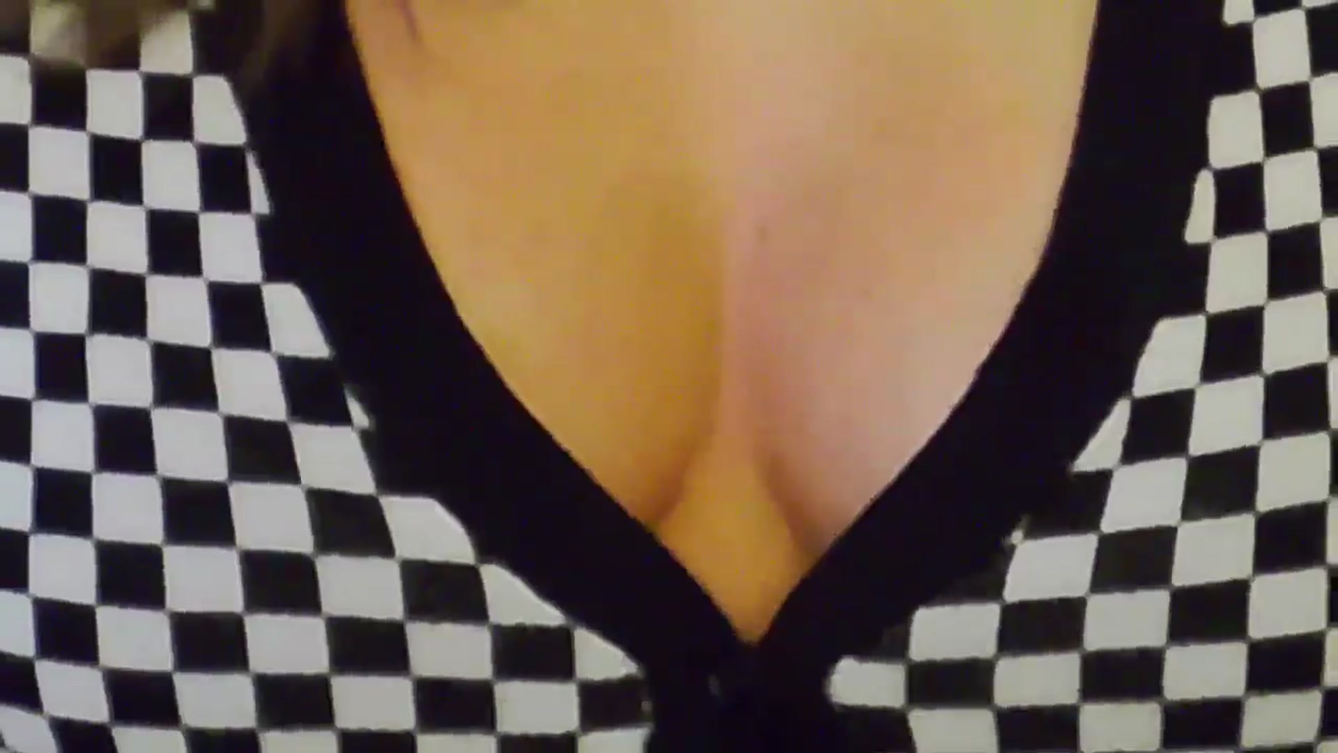 Gallery image thumbnail from NotVanilla's myfreecams stream on, 11/28/2024, 01:14 image 18 of 20