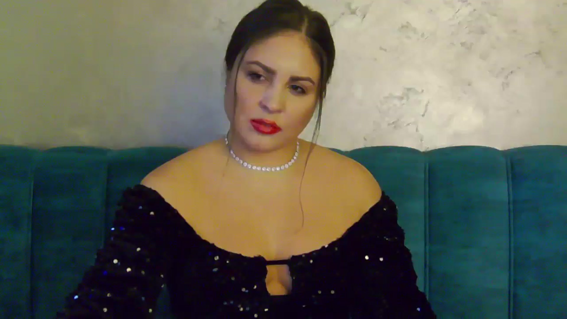 Gallery image thumbnail from NotVanilla's myfreecams stream on, 12/22/2024, 02:19 image 3 of 20