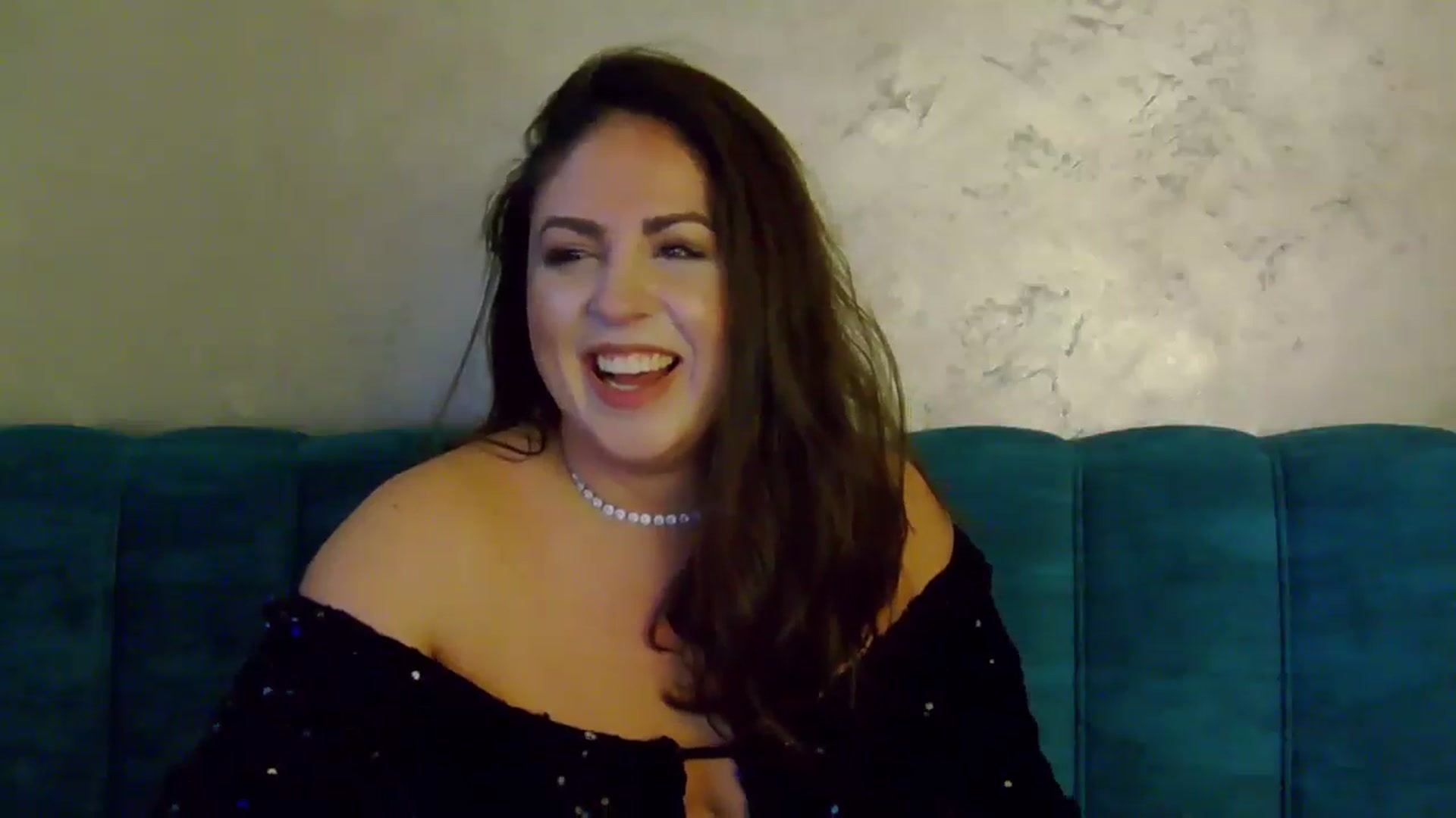 Gallery image thumbnail from NotVanilla's myfreecams stream on, 12/22/2024, 09:51 image 12 of 20