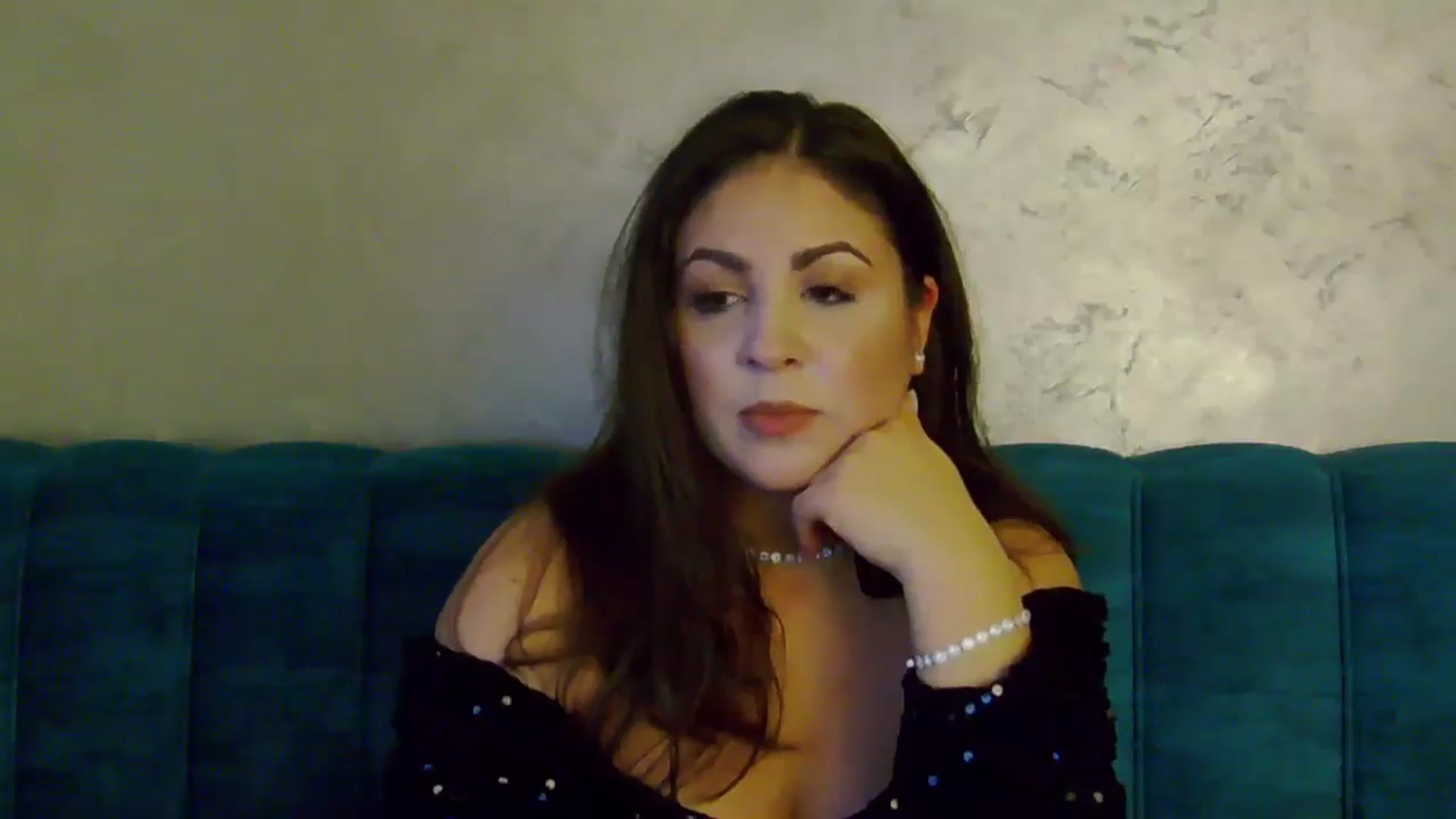 Gallery image thumbnail from NotVanilla's myfreecams stream on, 12/22/2024, 09:51 image 6 of 20