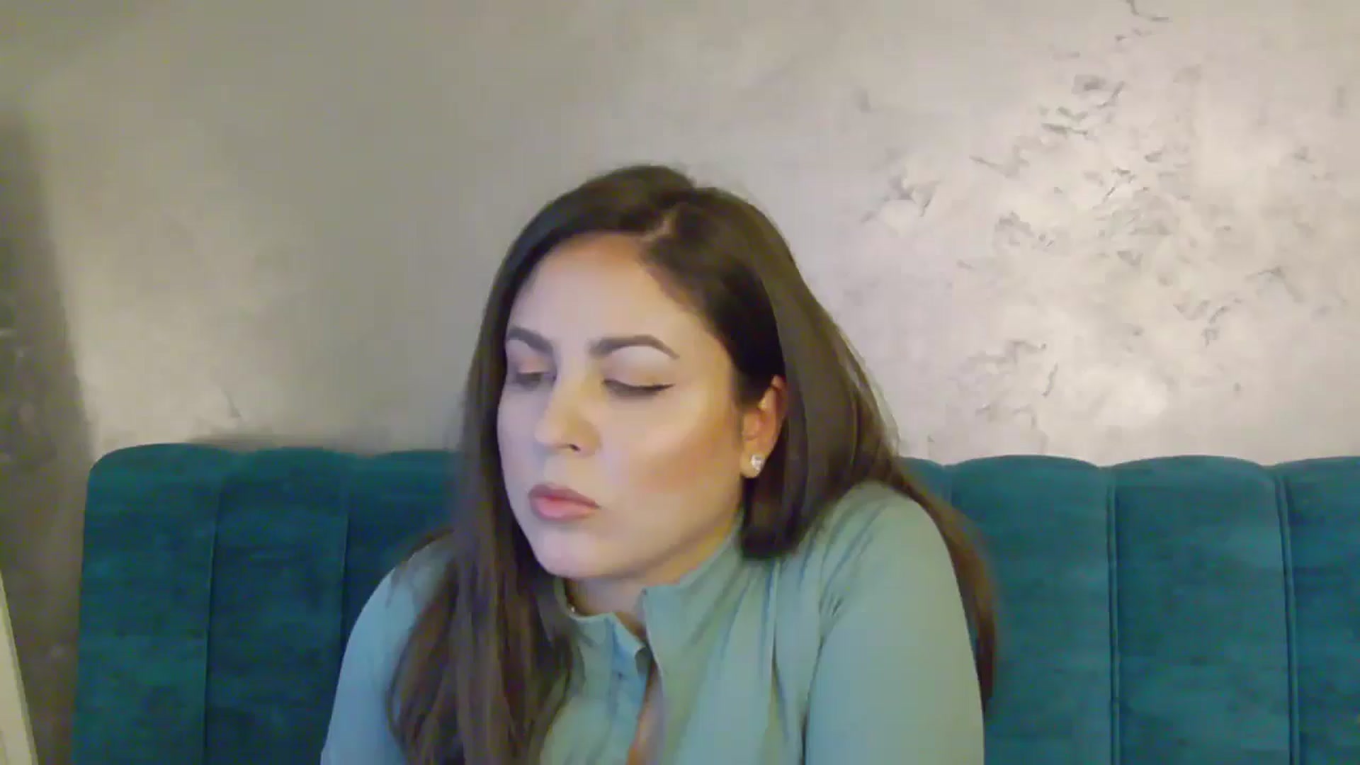 Gallery image thumbnail from NotVanilla's myfreecams stream on, 12/30/2024, 24:00 image 4 of 20