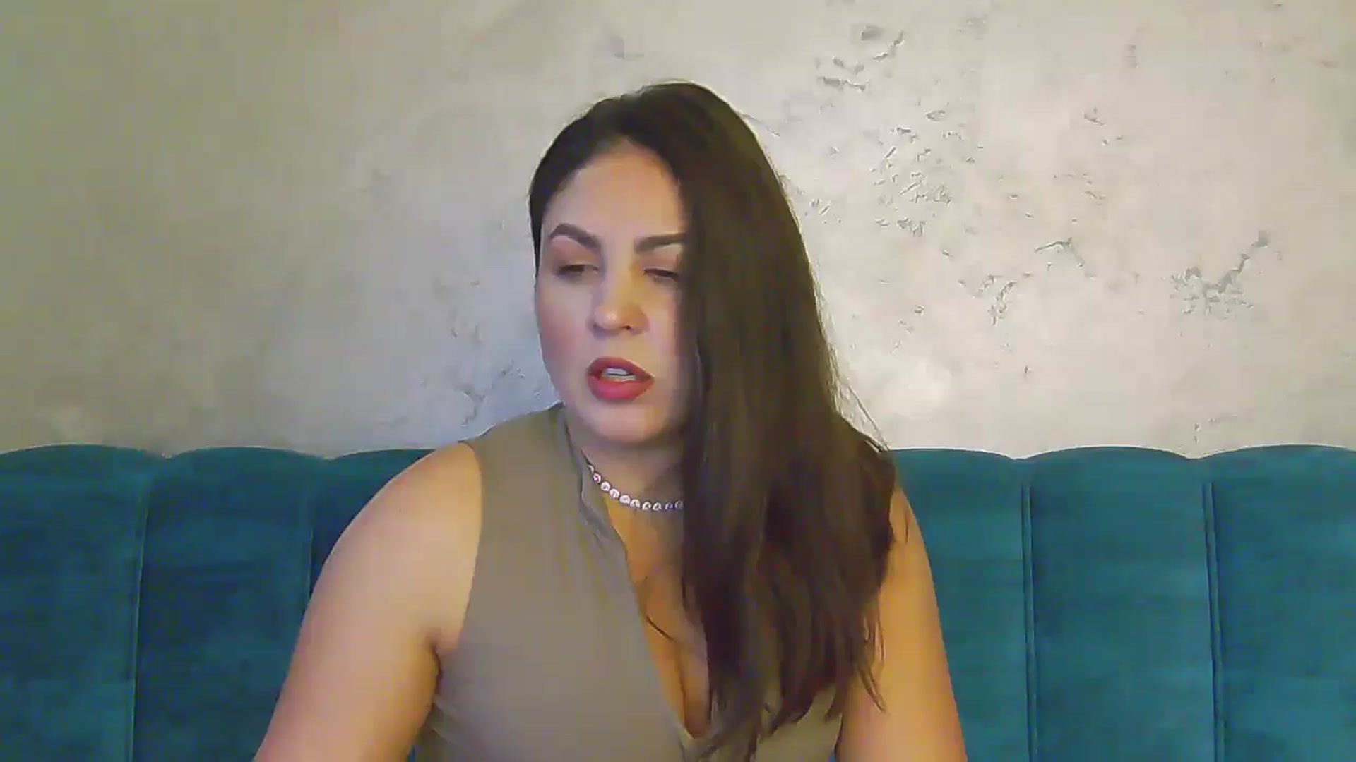 Gallery image thumbnail from NotVanilla's myfreecams stream on, 01/02/2025, 03:35 image 16 of 20