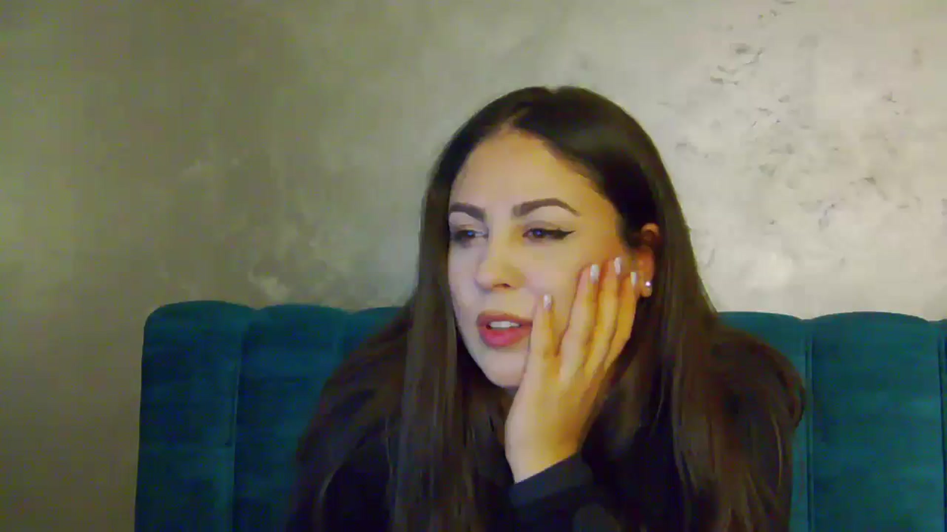 Gallery image thumbnail from NotVanilla's myfreecams stream on, 01/03/2025, 03:41 image 12 of 20
