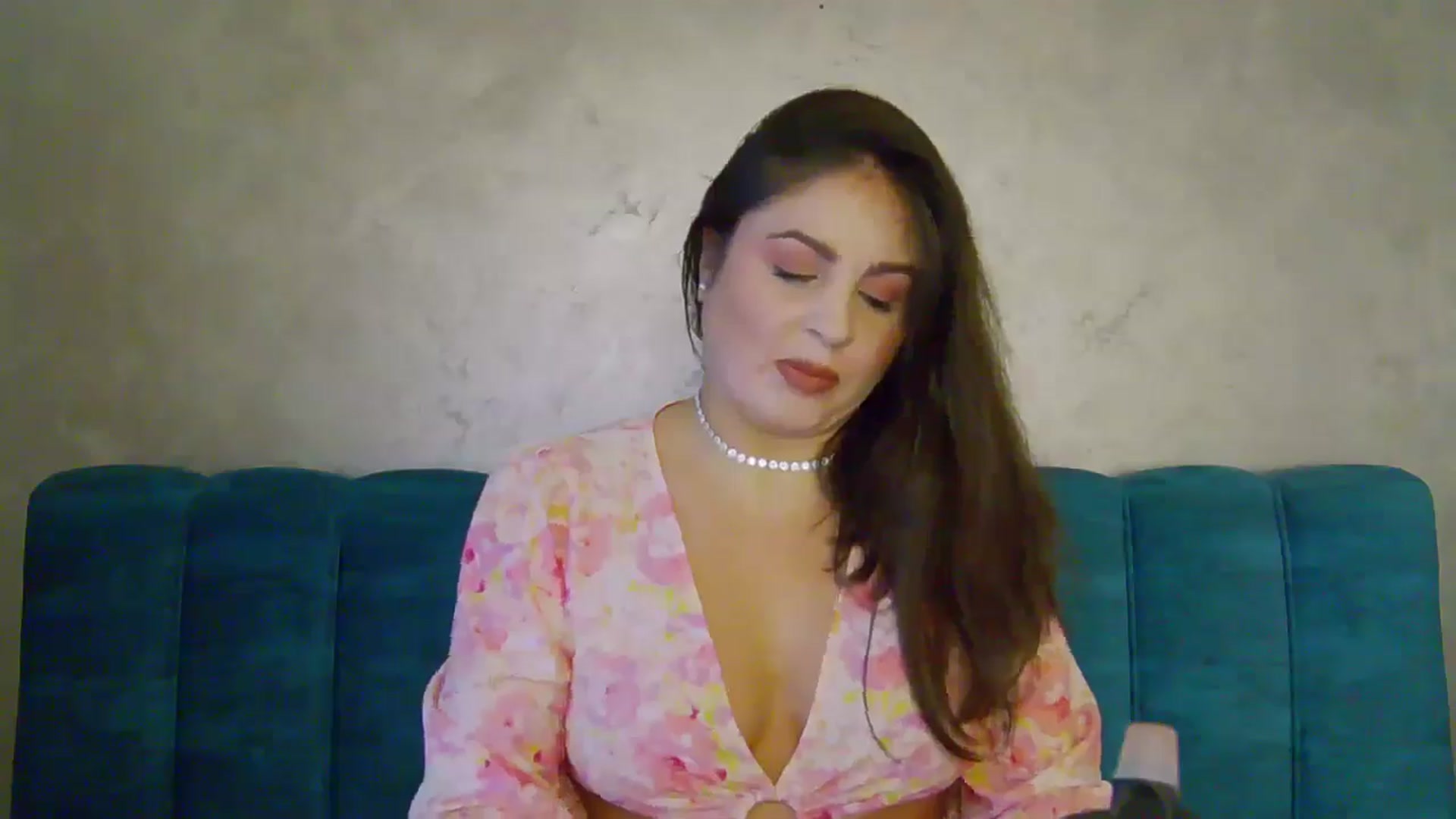 Gallery image thumbnail from NotVanilla's myfreecams stream on, 01/09/2025, 02:32 image 6 of 20