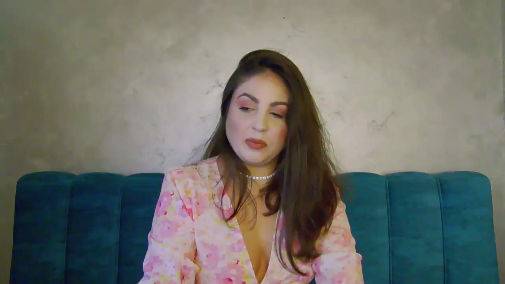 Gallery image thumbnail from NotVanilla's myfreecams stream on, 01/09/2025, 02:32 image 18 of 20