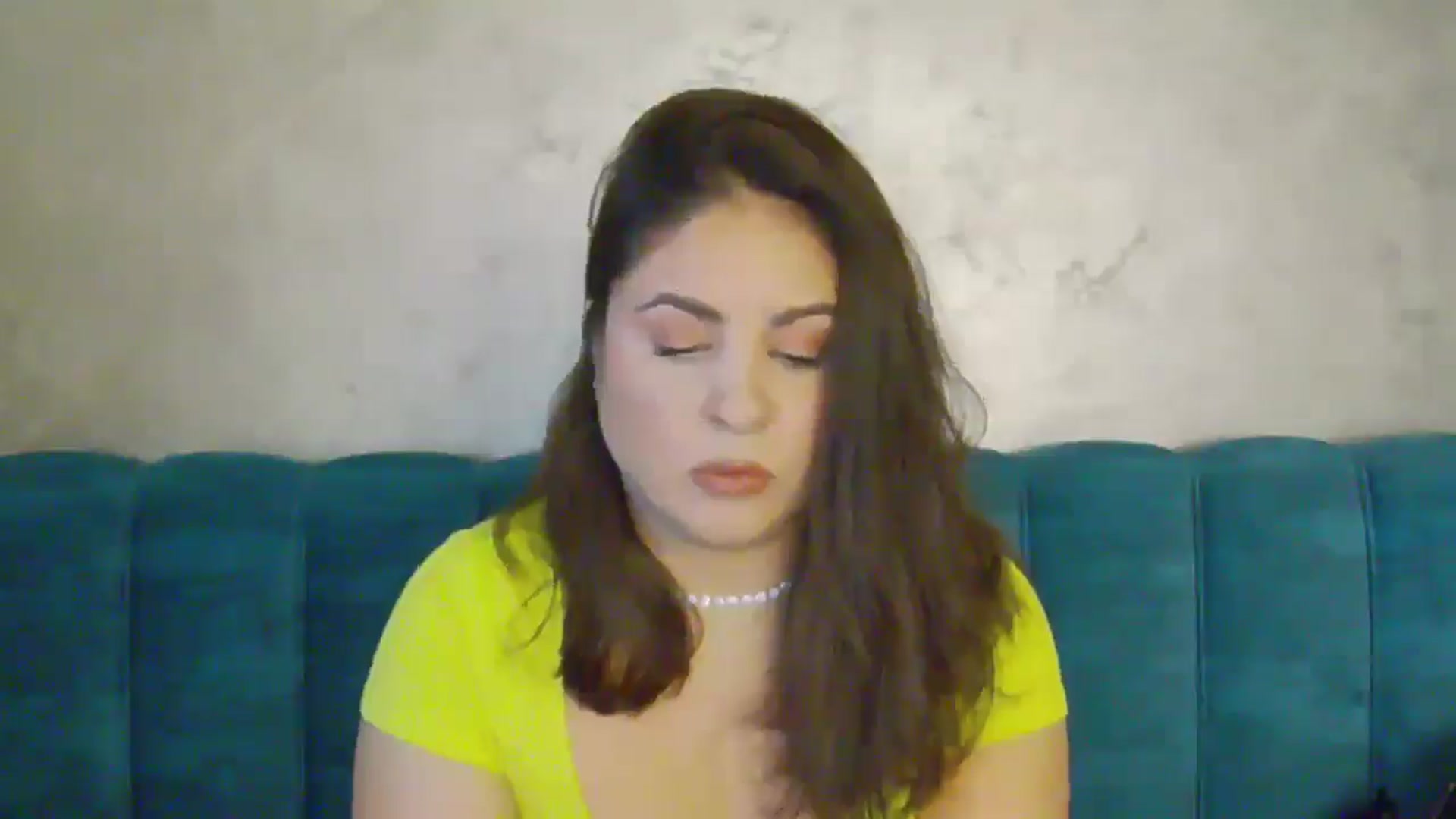 Gallery image thumbnail from NotVanilla's myfreecams stream on, 02/04/2025, 01:11 image 17 of 20