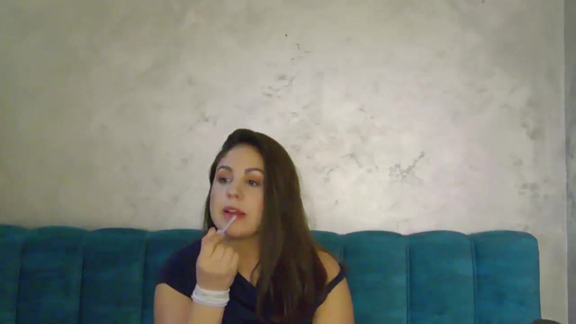 Gallery image thumbnail from NotVanilla's myfreecams stream on, 03/04/2025, 05:53 image 10 of 20