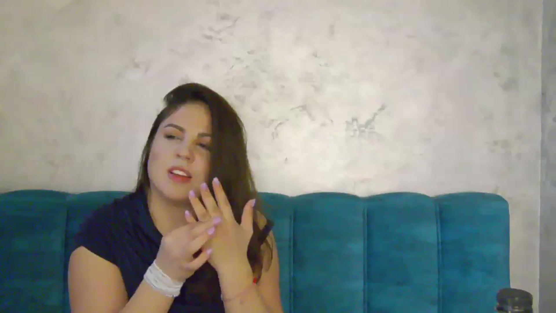 Gallery image thumbnail from NotVanilla's myfreecams stream on, 03/04/2025, 05:53 image 17 of 20